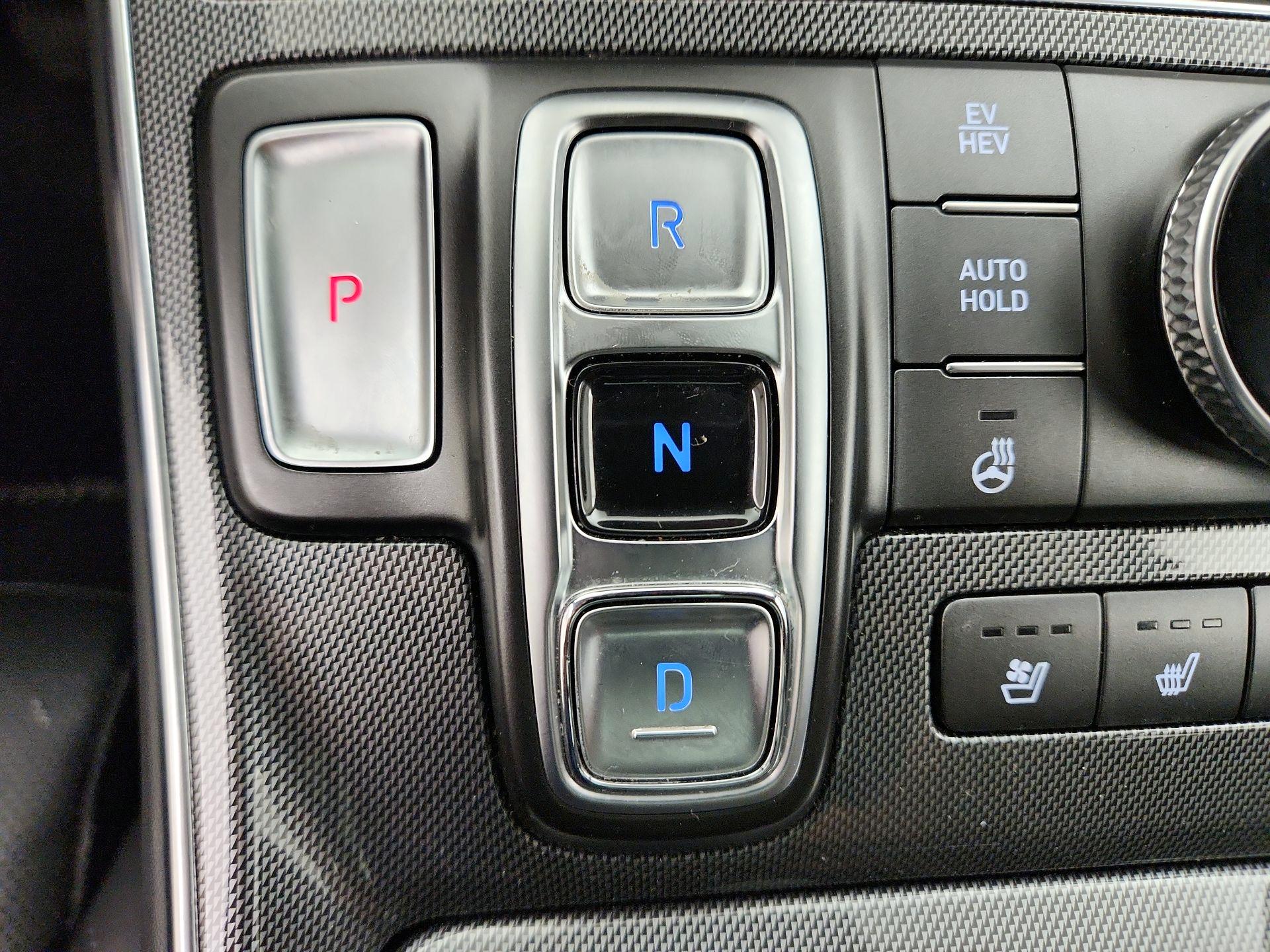 Thumbnail: 2022 Hyundai Santa Fe - 18