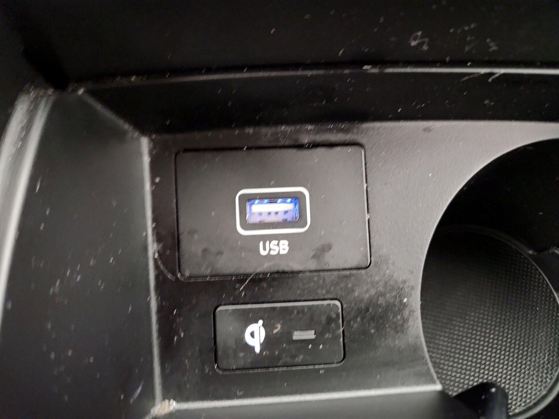 Thumbnail: 2022 Hyundai Santa Fe - 19