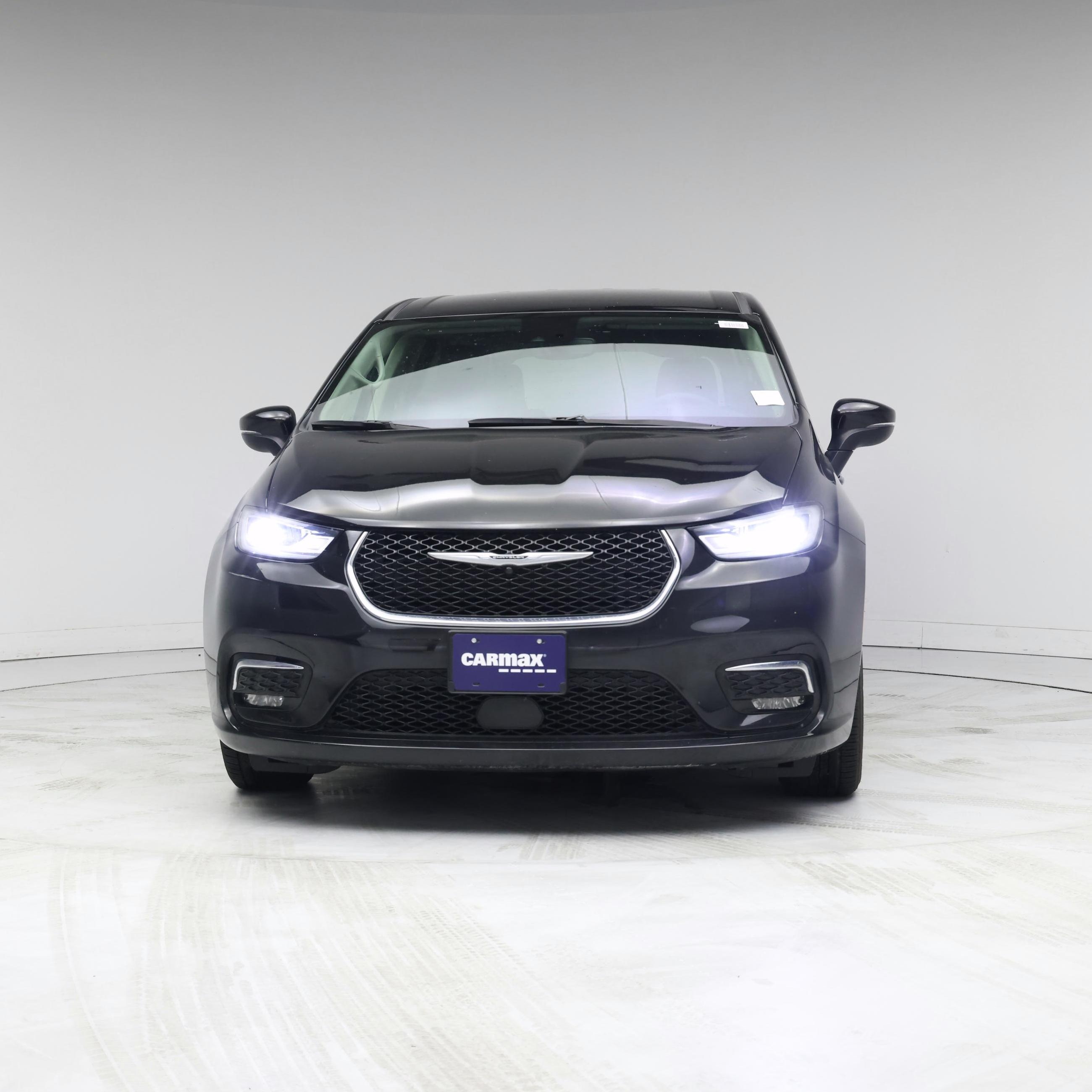 Thumbnail: 2023 Chrysler Pacifica - 5