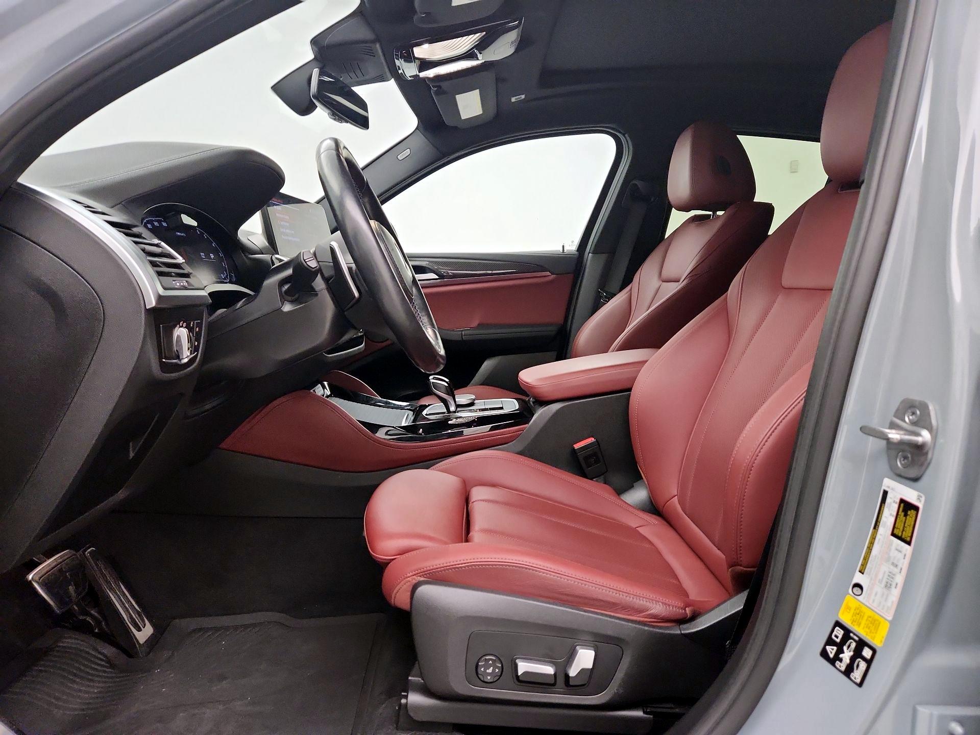Thumbnail: 2022 BMW X4 - 11