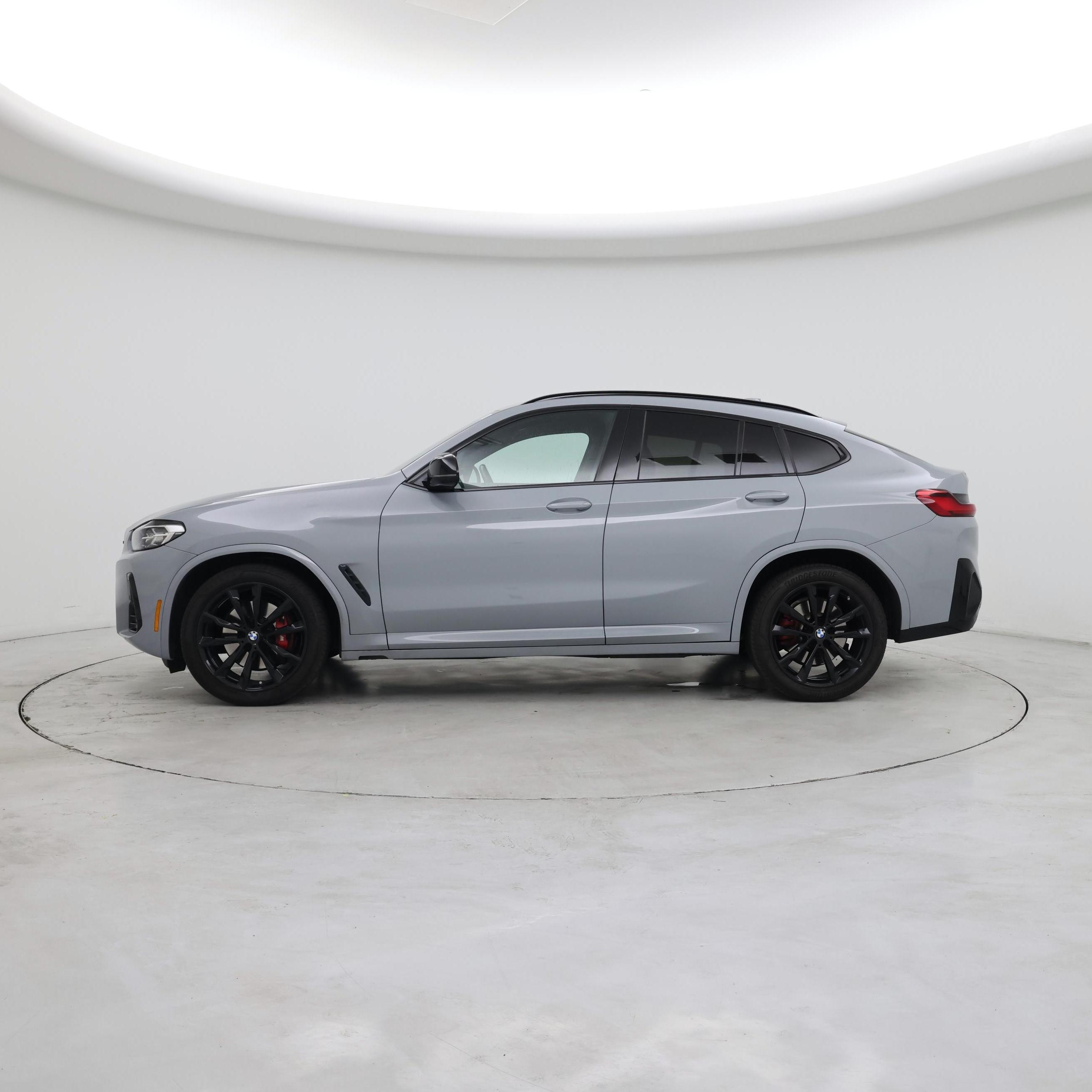 Thumbnail: 2022 BMW X4 - 3