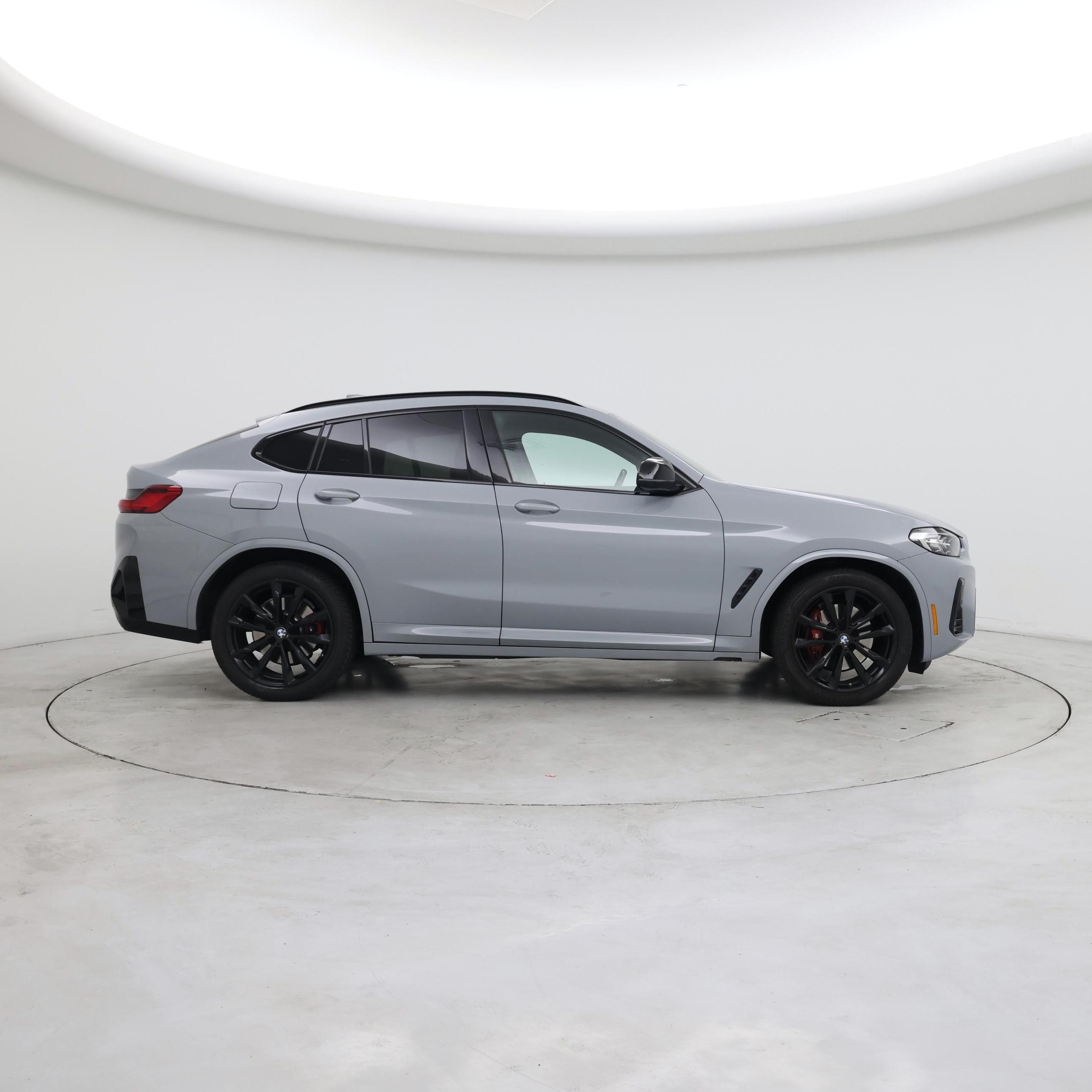 Thumbnail: 2022 BMW X4 - 7