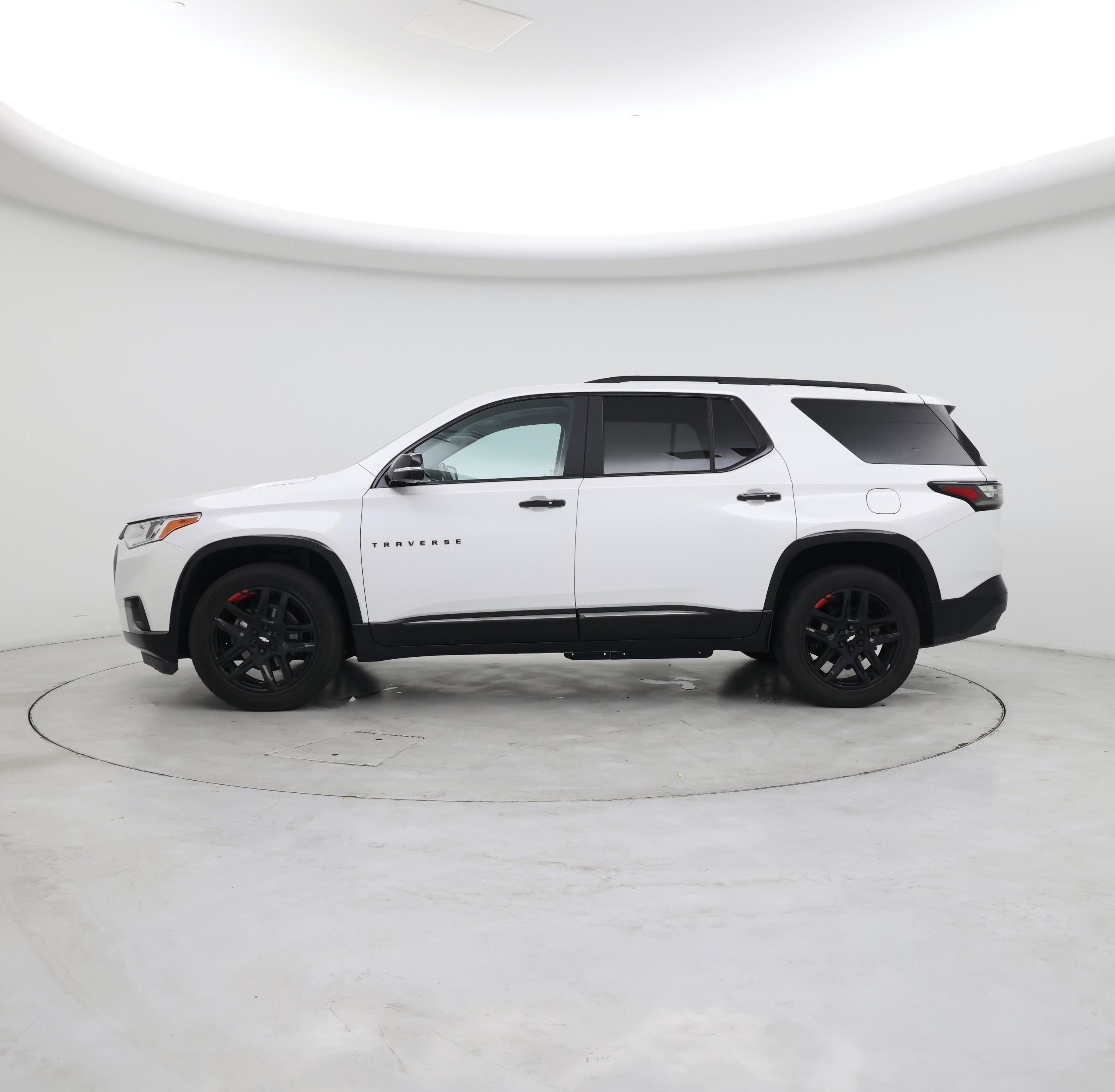 Thumbnail: 2020 Chevrolet Traverse - 3
