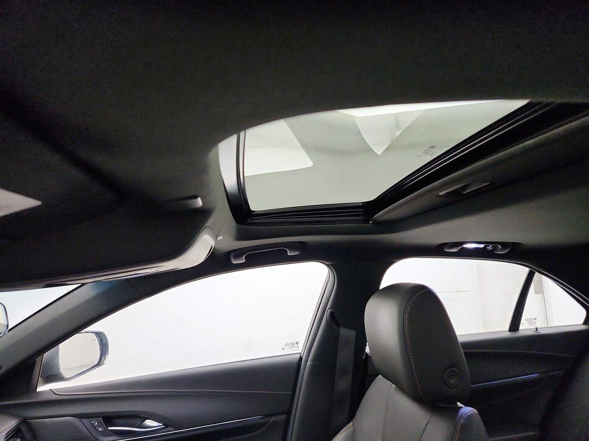 Thumbnail: 2022 Cadillac CT4 - 19