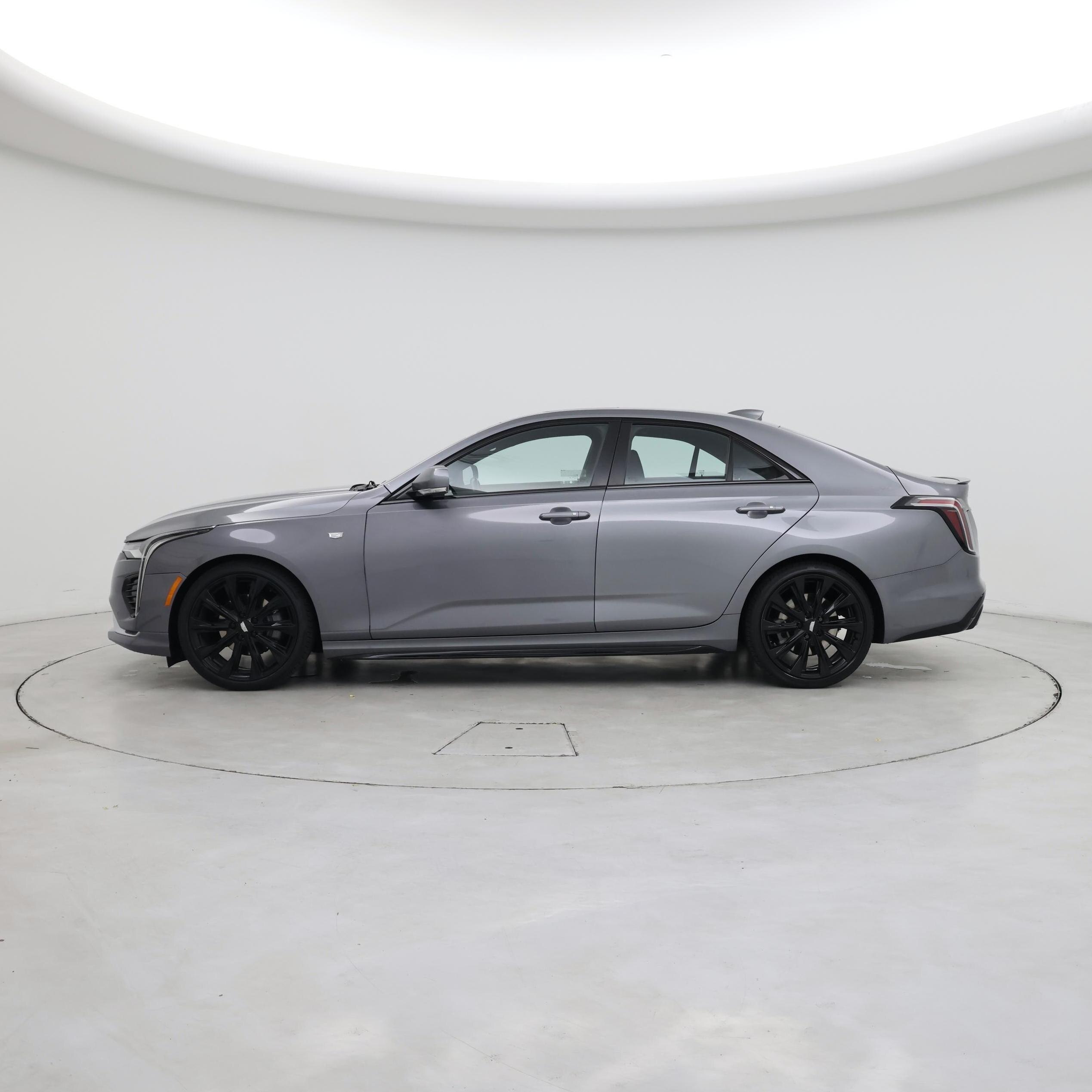 Thumbnail: 2022 Cadillac CT4 - 3