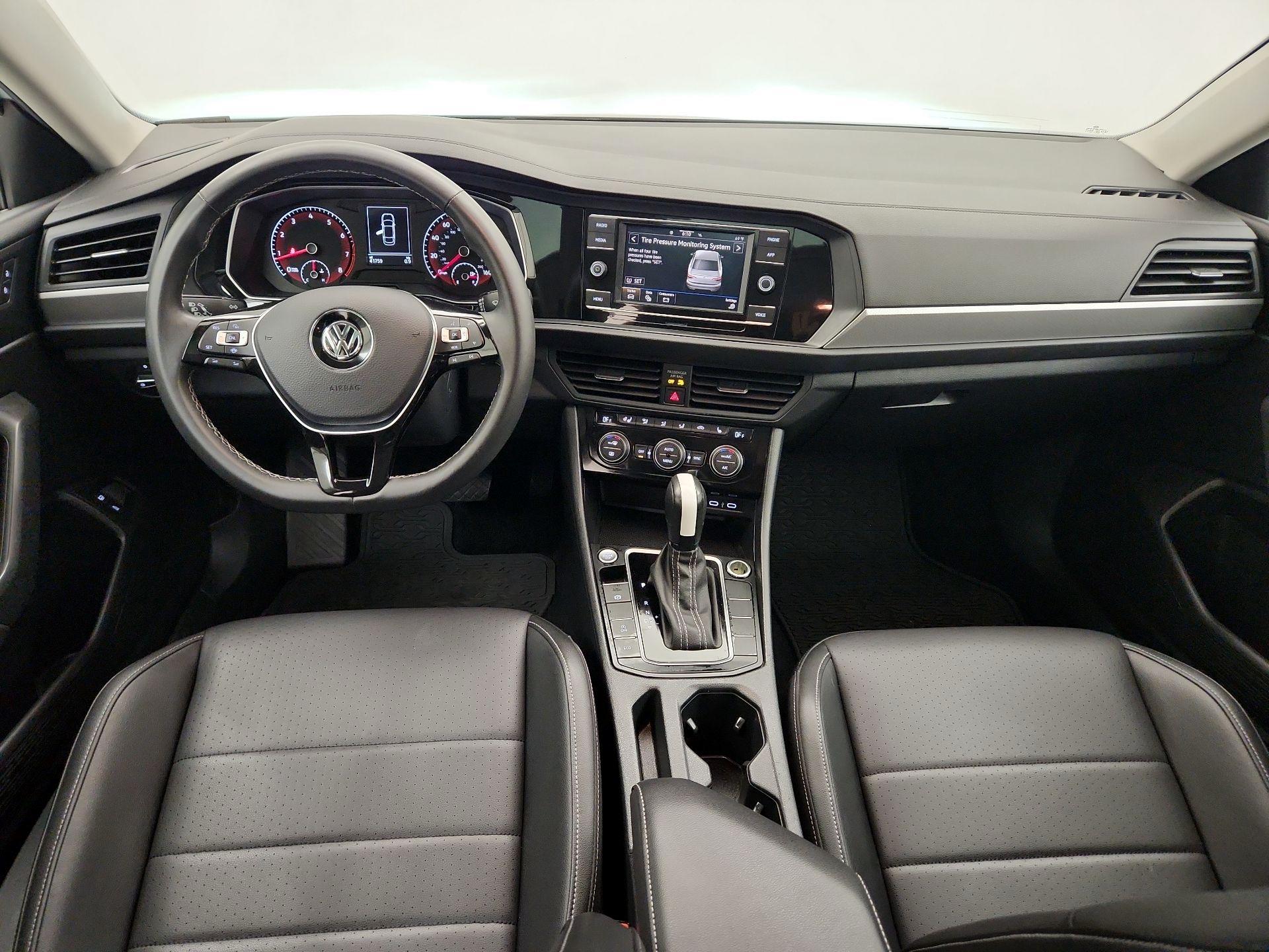 Thumbnail: 2021 Volkswagen Jetta - 9