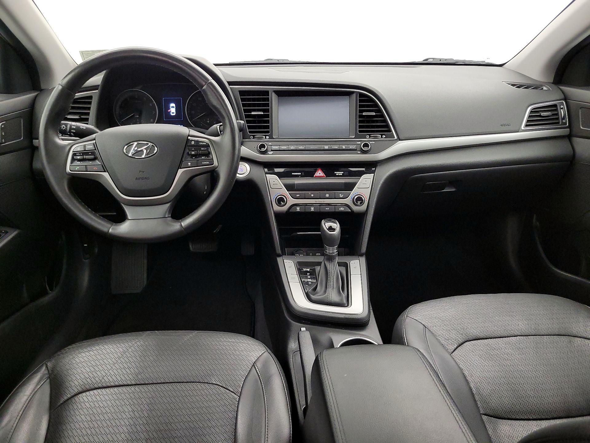 Thumbnail: 2017 Hyundai Elantra - 9