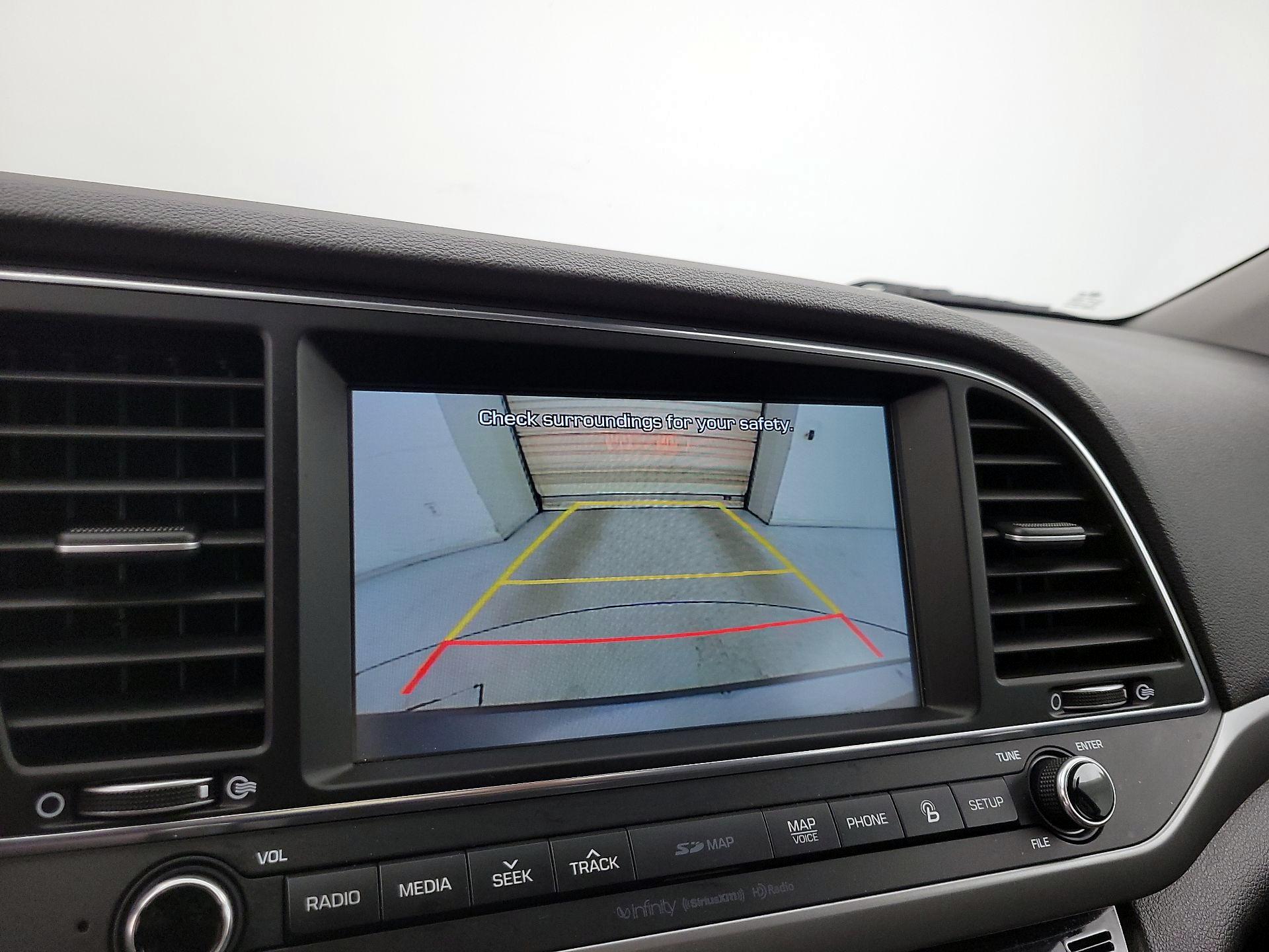Thumbnail: 2017 Hyundai Elantra - 14