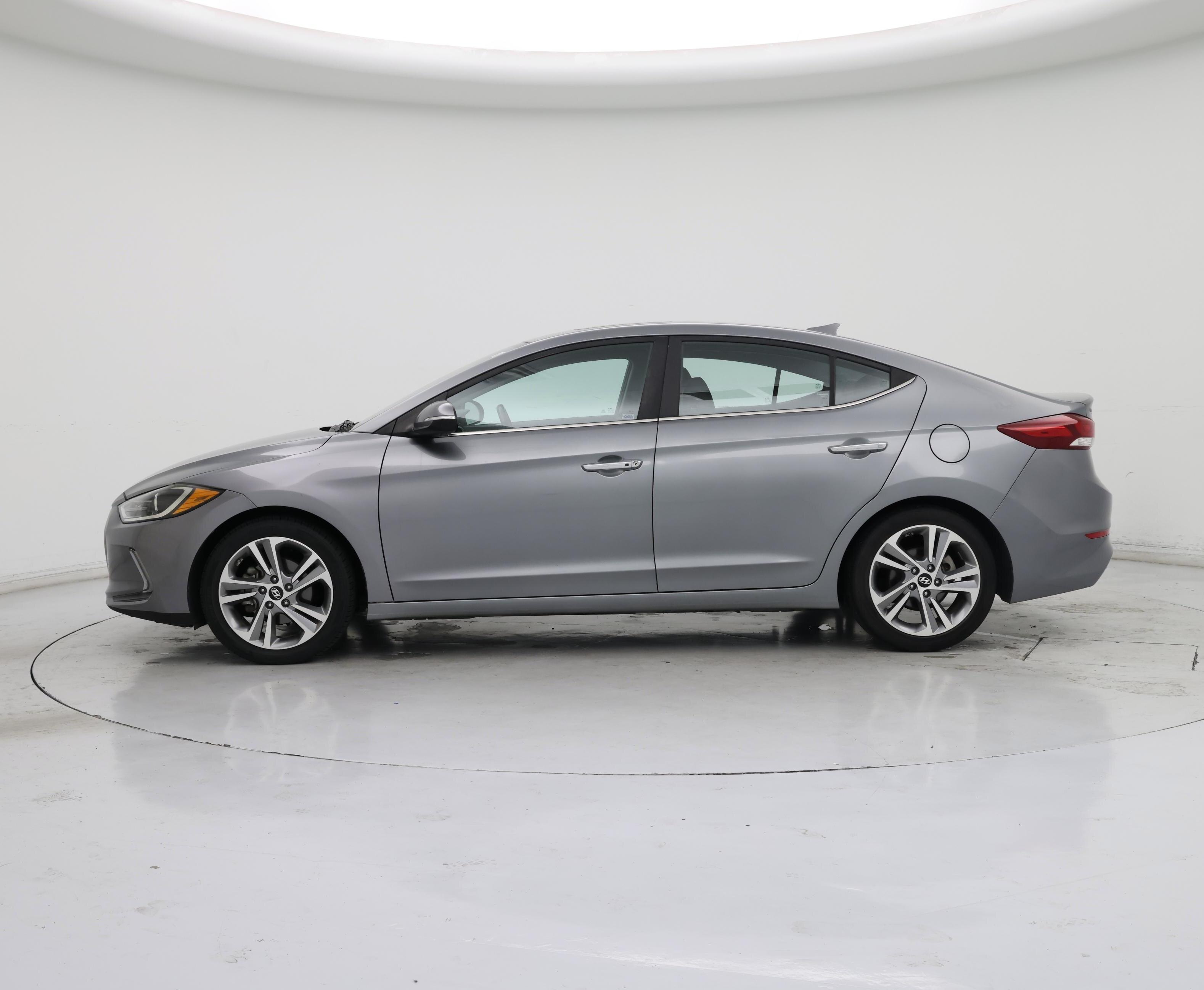 Thumbnail: 2017 Hyundai Elantra - 3