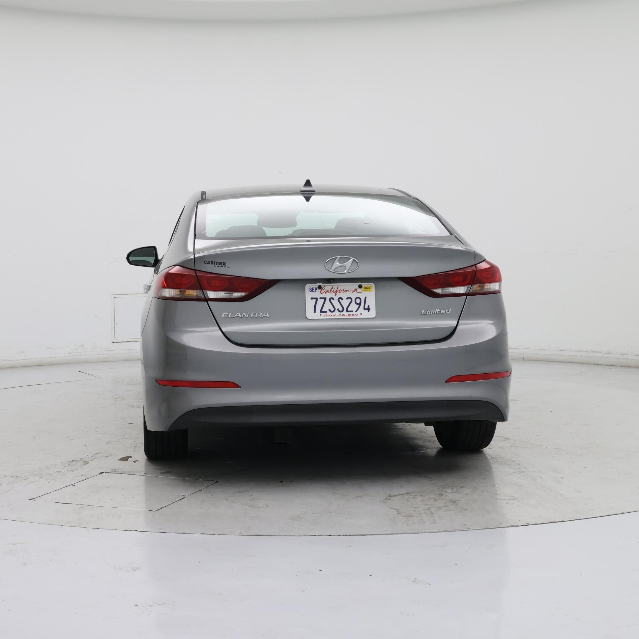 Thumbnail: 2017 Hyundai Elantra - 6