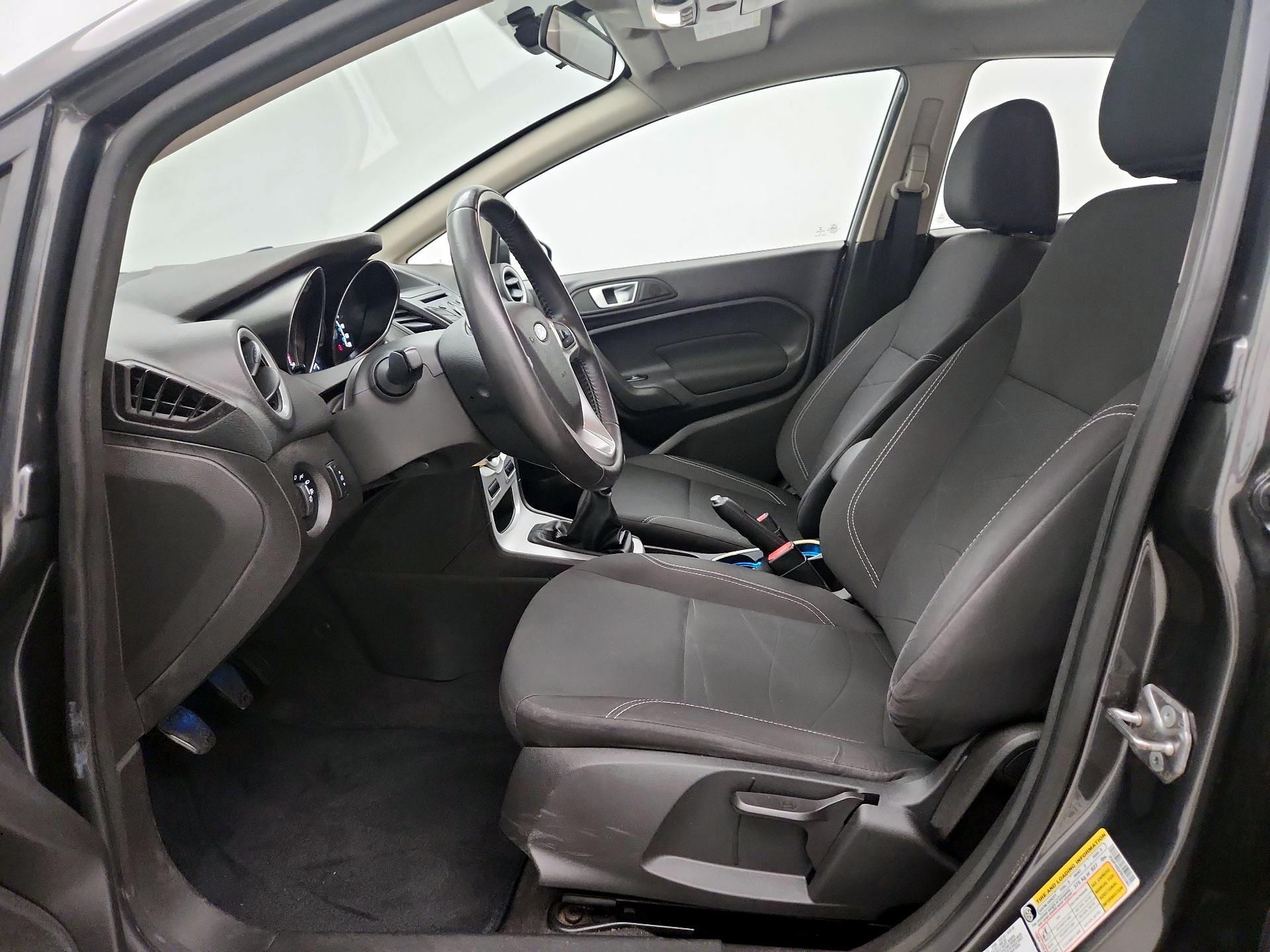 Thumbnail: 2015 Ford Fiesta - 11