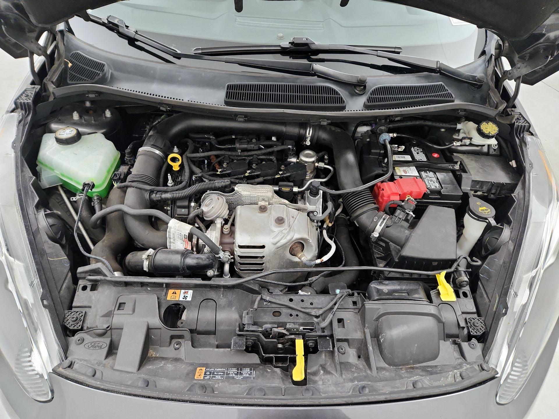 Thumbnail: 2015 Ford Fiesta - 20