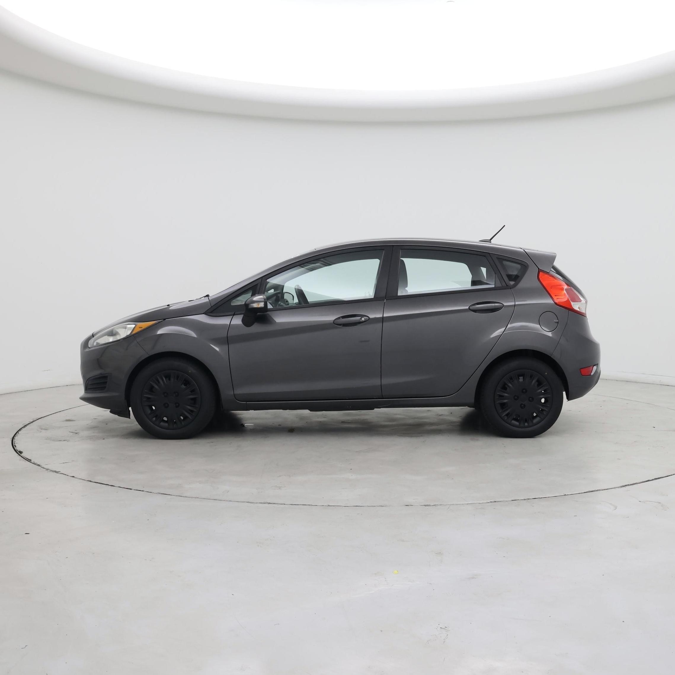 Thumbnail: 2015 Ford Fiesta - 3