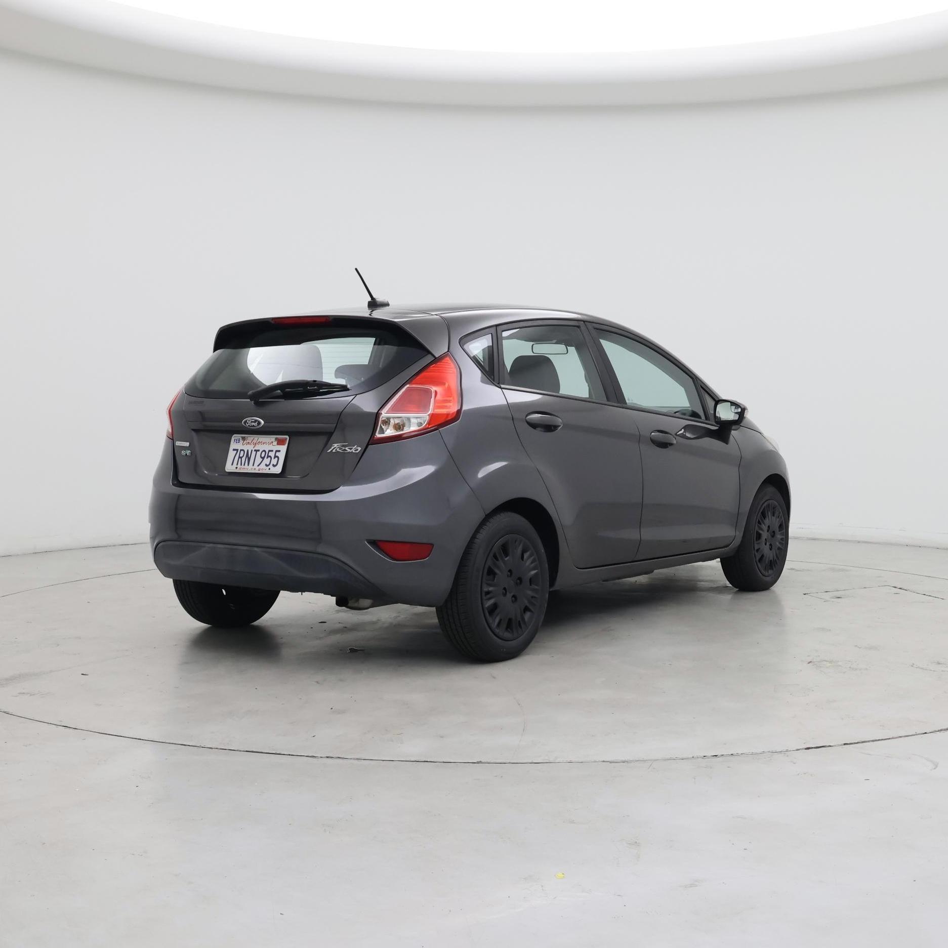 Thumbnail: 2015 Ford Fiesta - 8