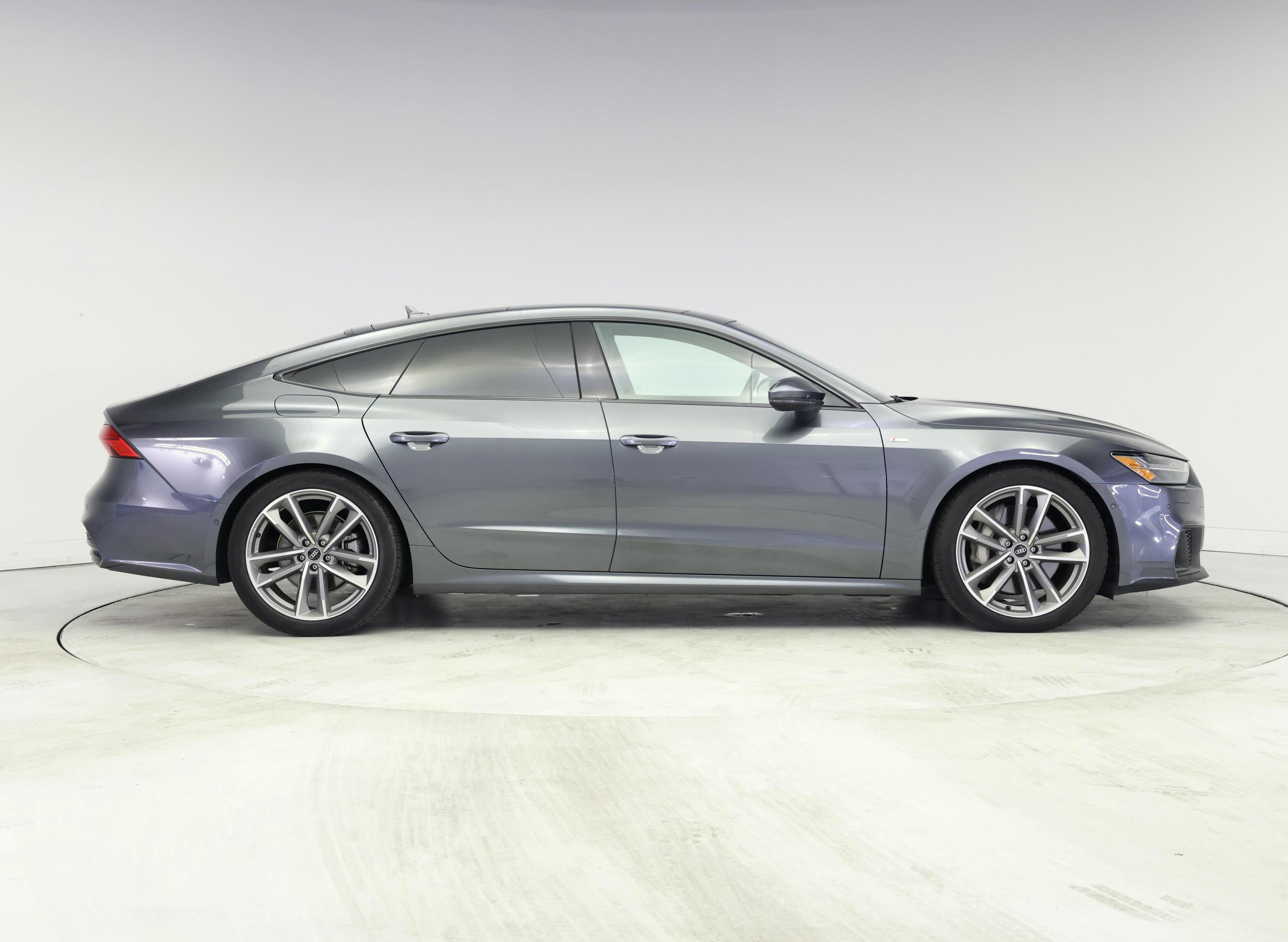 Thumbnail: 2021 Audi A7 - 7