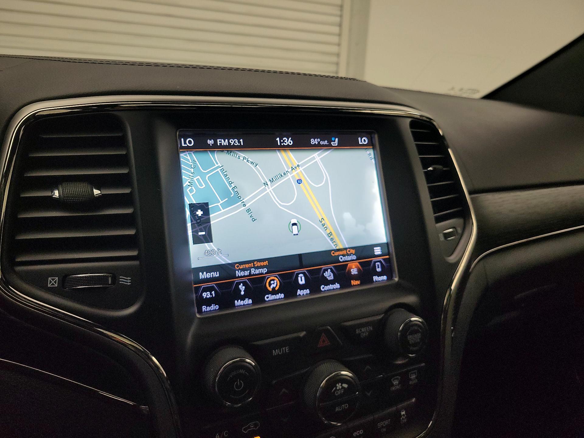 Thumbnail: 2018 Jeep Grand Cherokee - 14