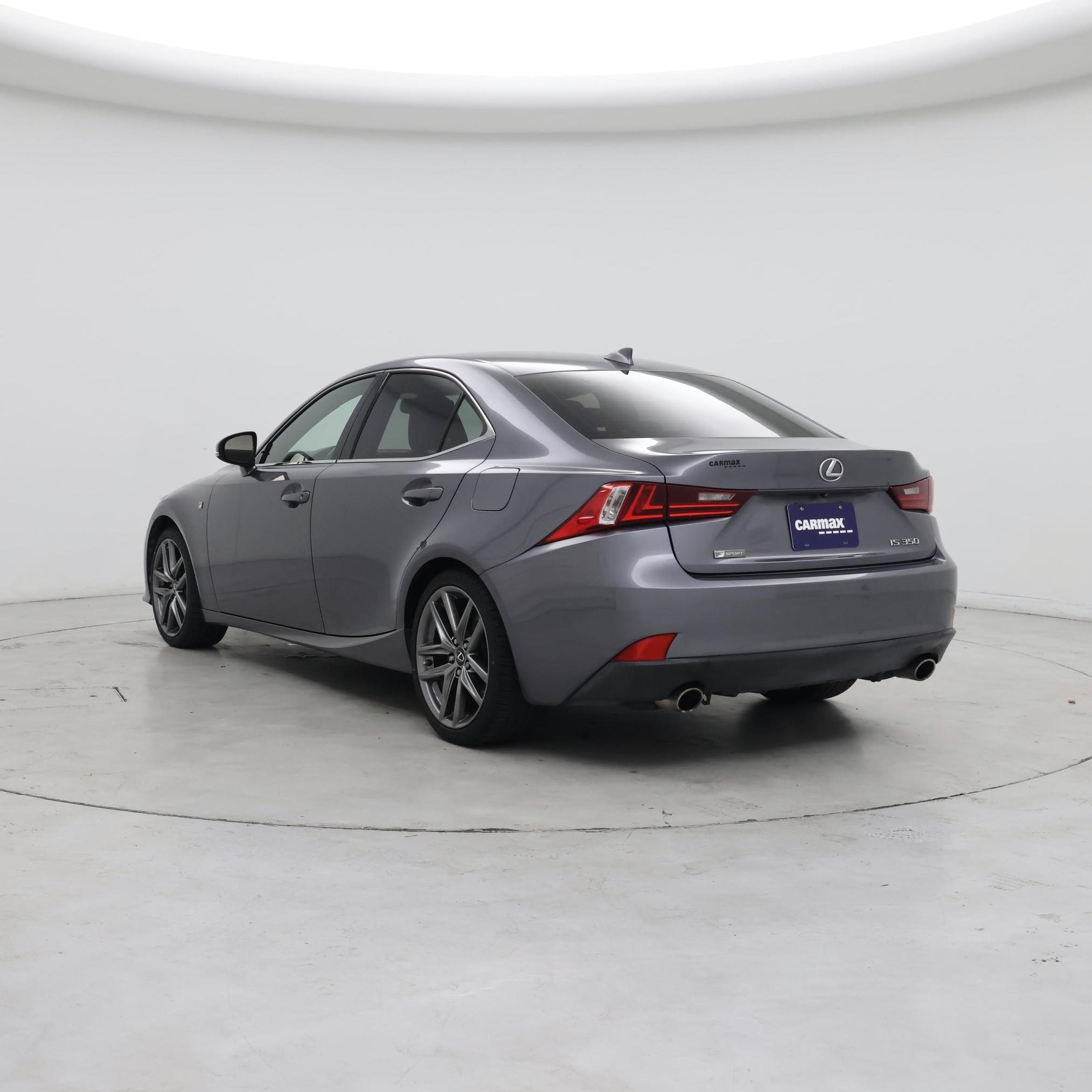 Thumbnail: 2016 Lexus IS - 2