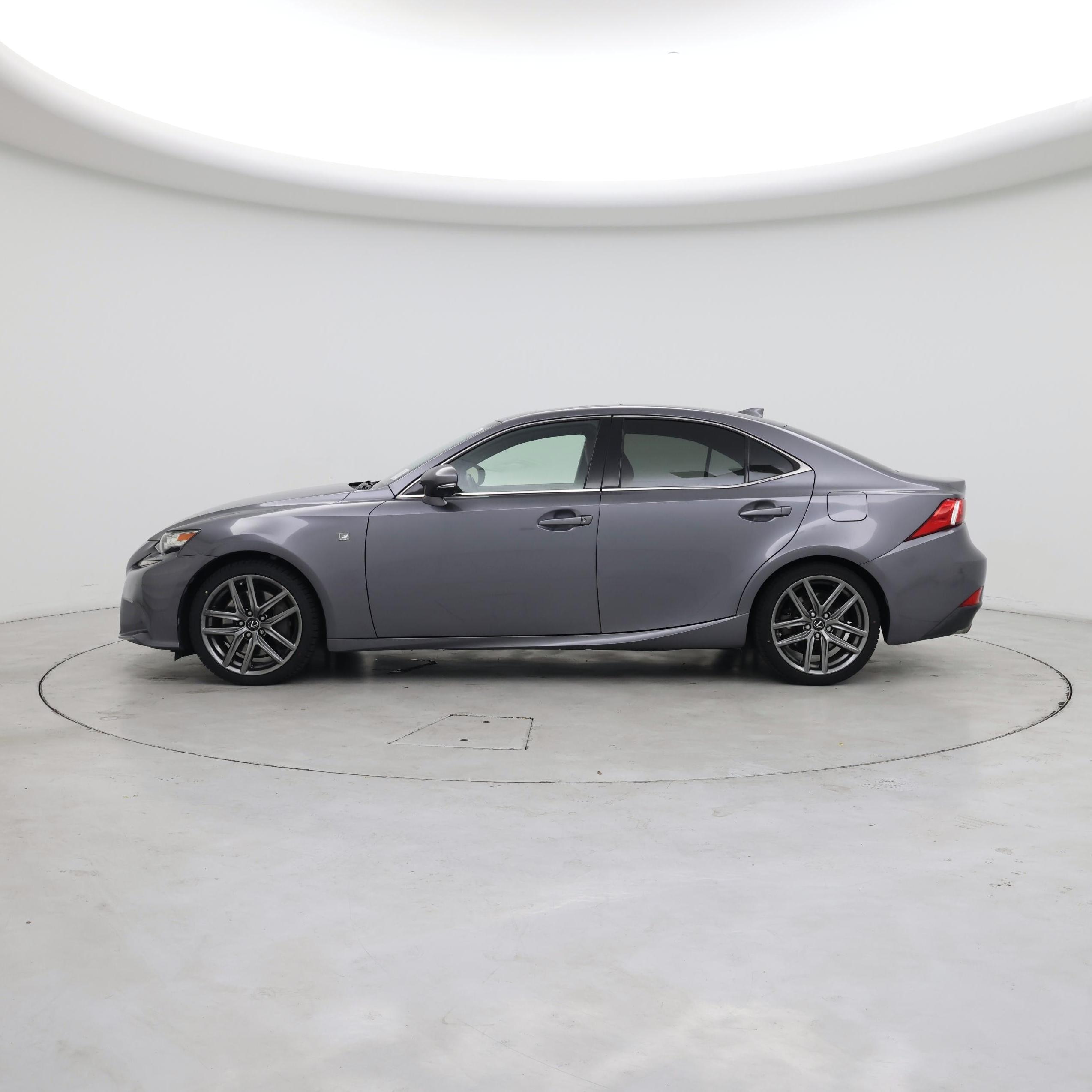Thumbnail: 2016 Lexus IS - 3
