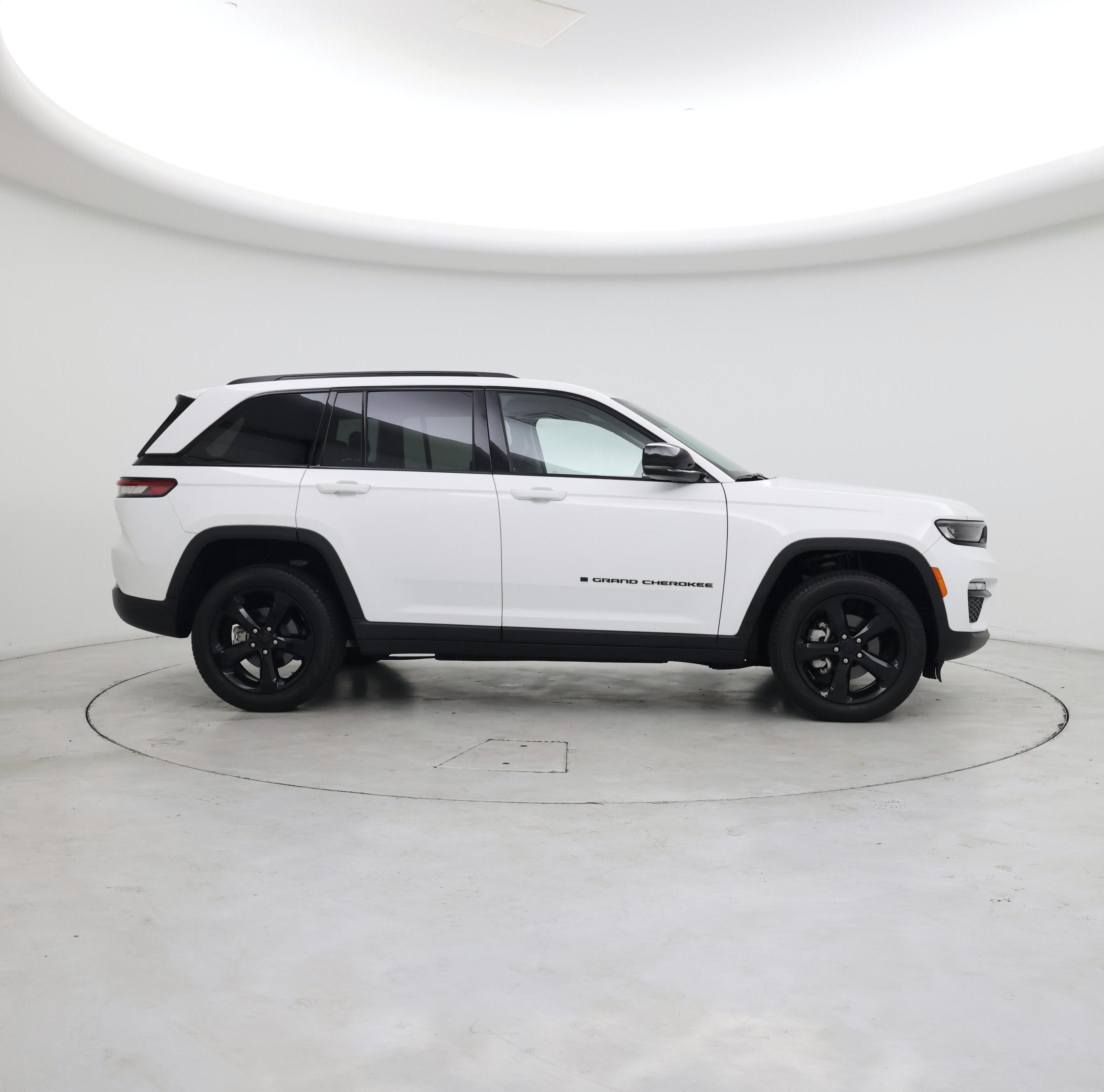 Thumbnail: 2023 Jeep Grand Cherokee - 7