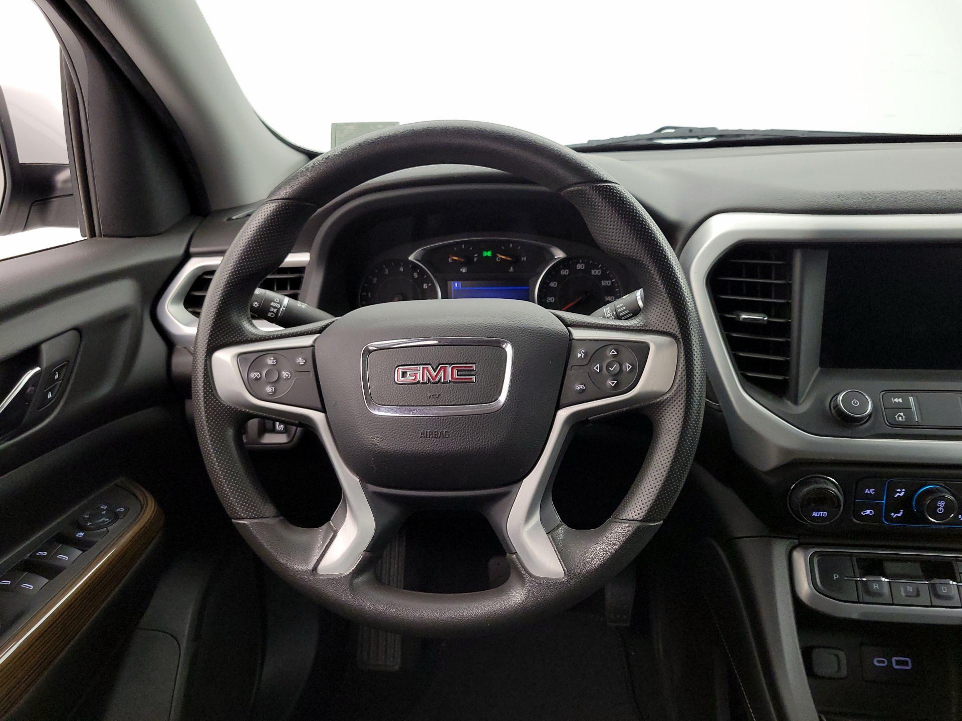 Thumbnail: 2022 GMC Acadia - 10
