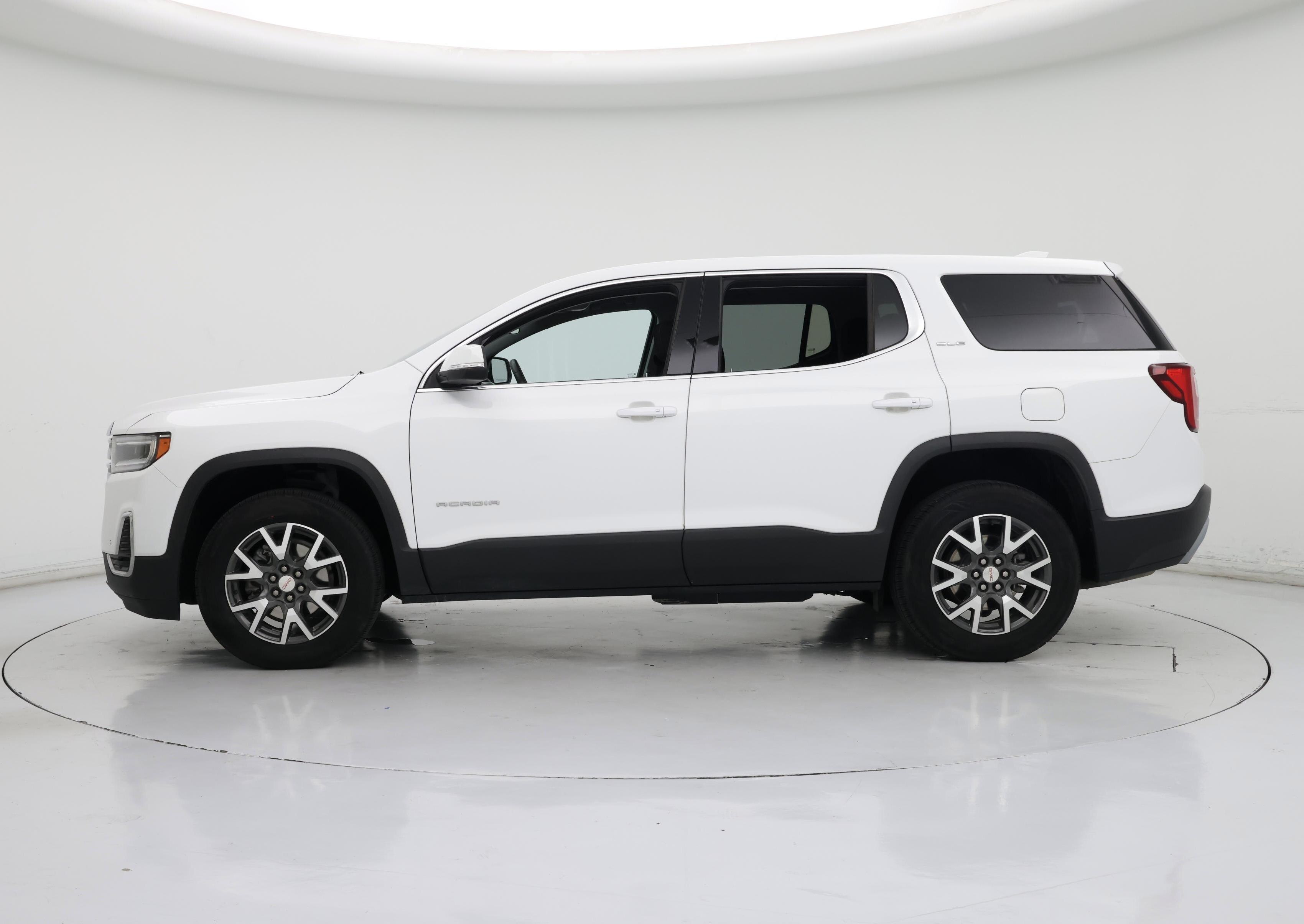 Thumbnail: 2022 GMC Acadia - 3