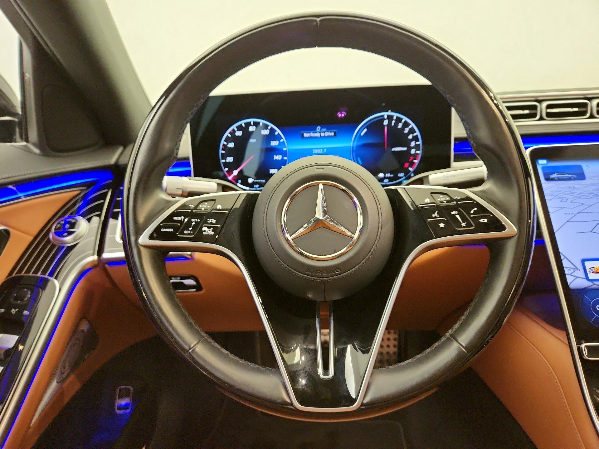 Thumbnail: 2023 Mercedes-Benz S-Class - 10