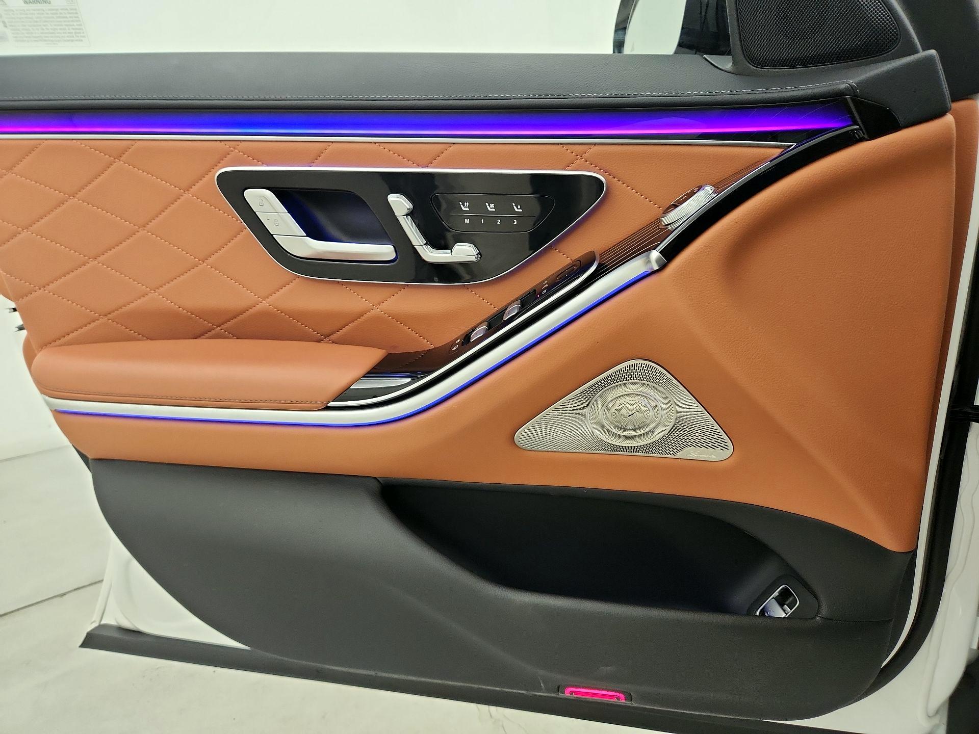 Thumbnail: 2023 Mercedes-Benz S-Class - 12