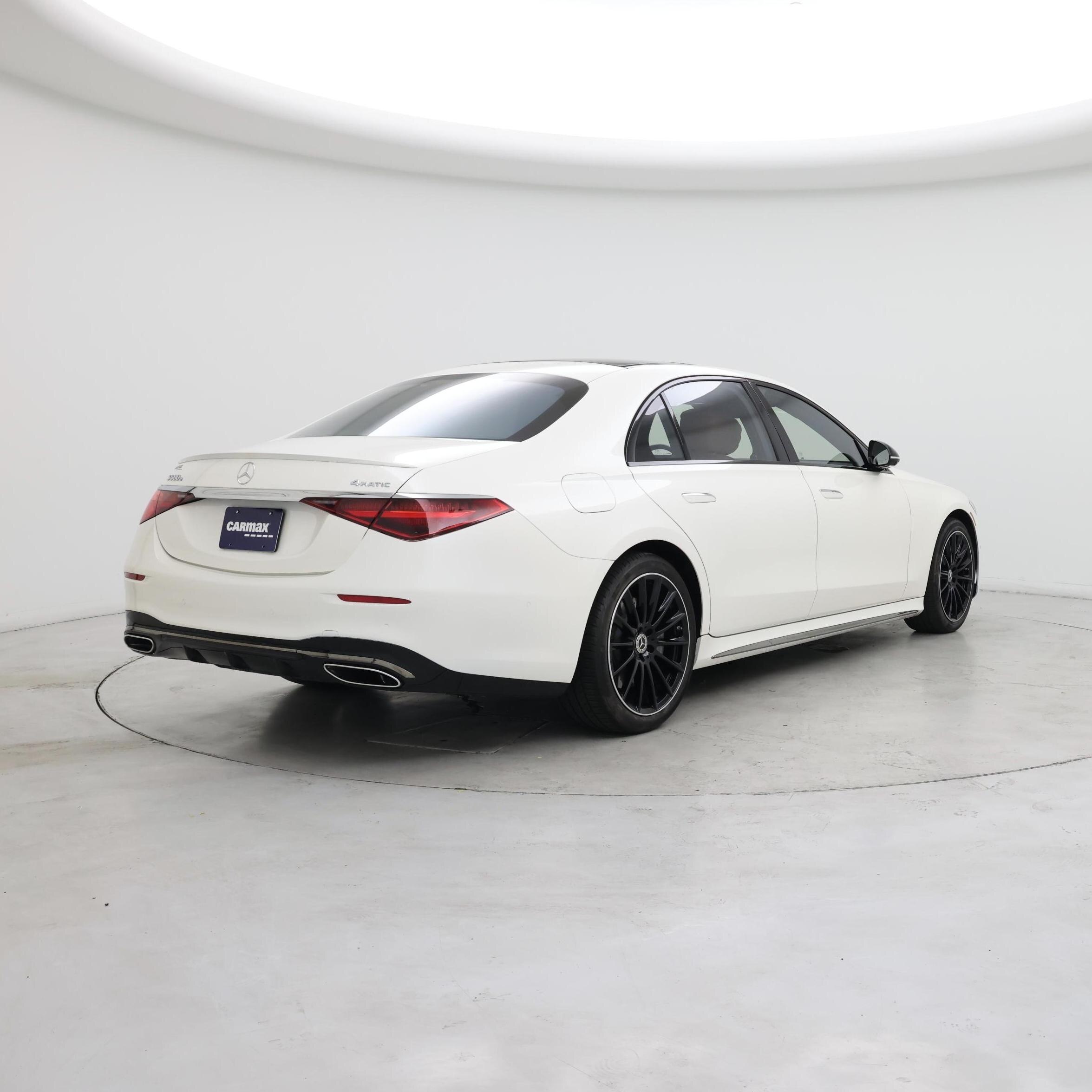 Thumbnail: 2023 Mercedes-Benz S-Class - 8