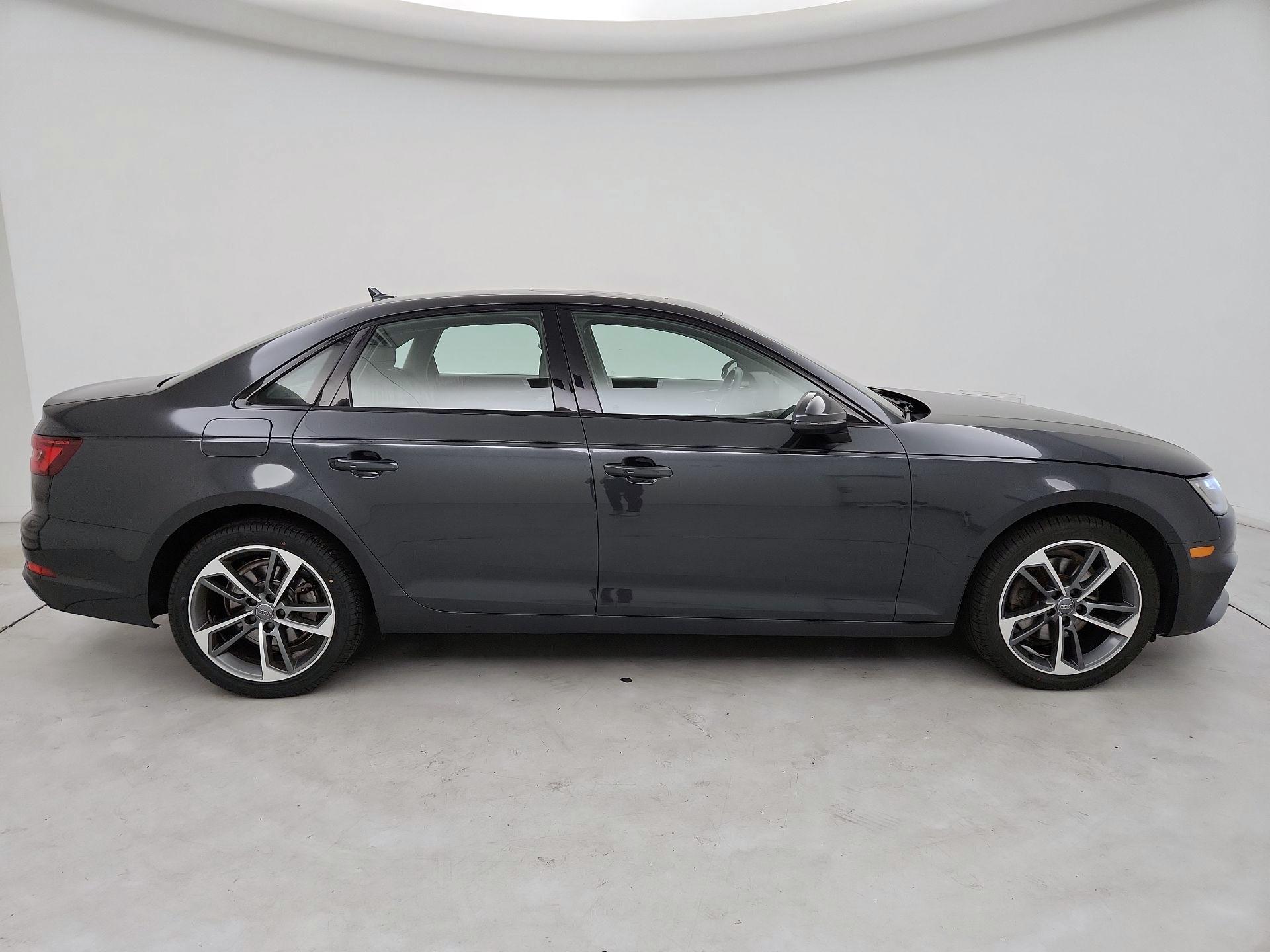 Thumbnail: 2019 Audi A4 - 4