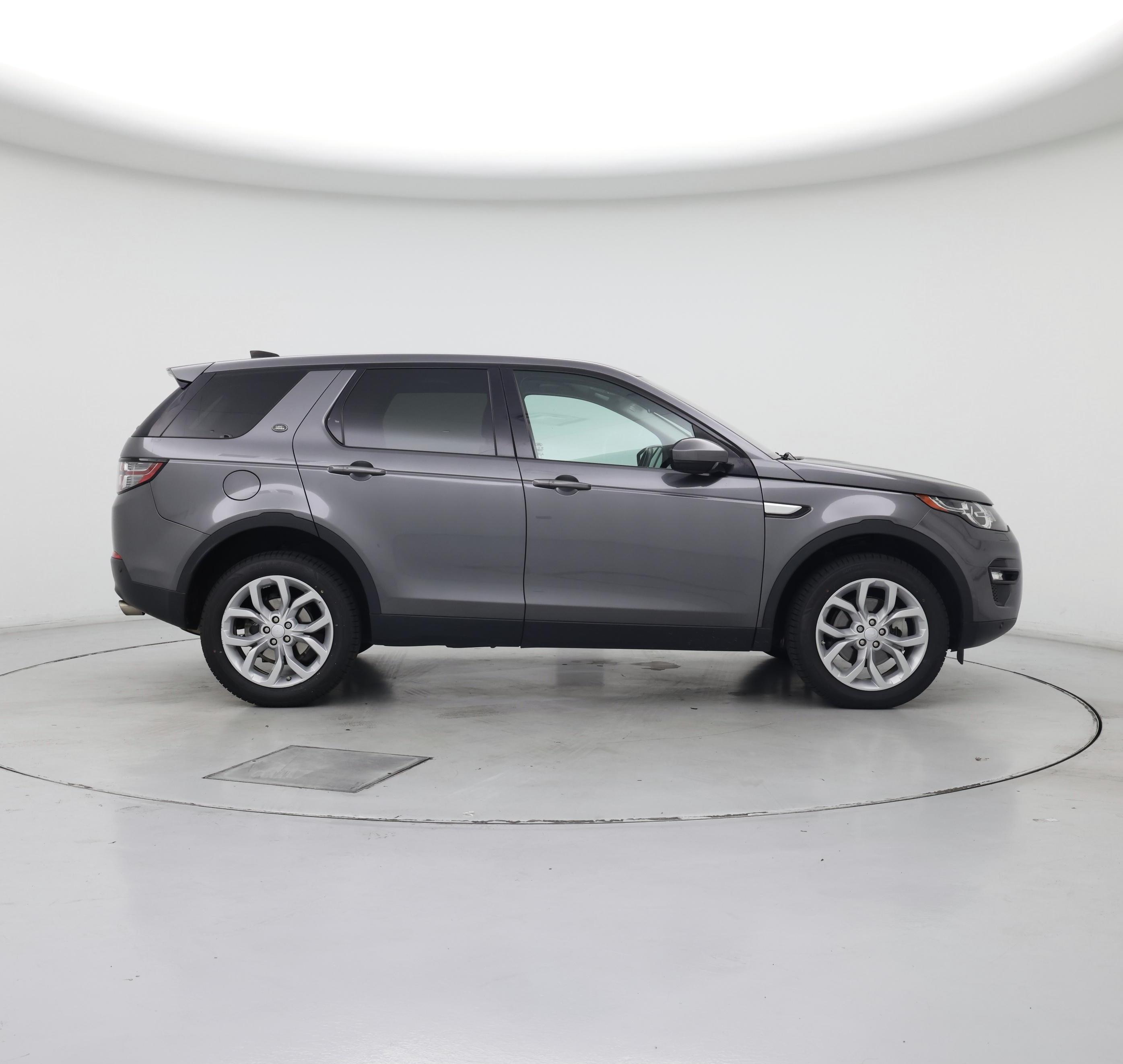 Thumbnail: 2018 Land Rover Discovery Sport - 7