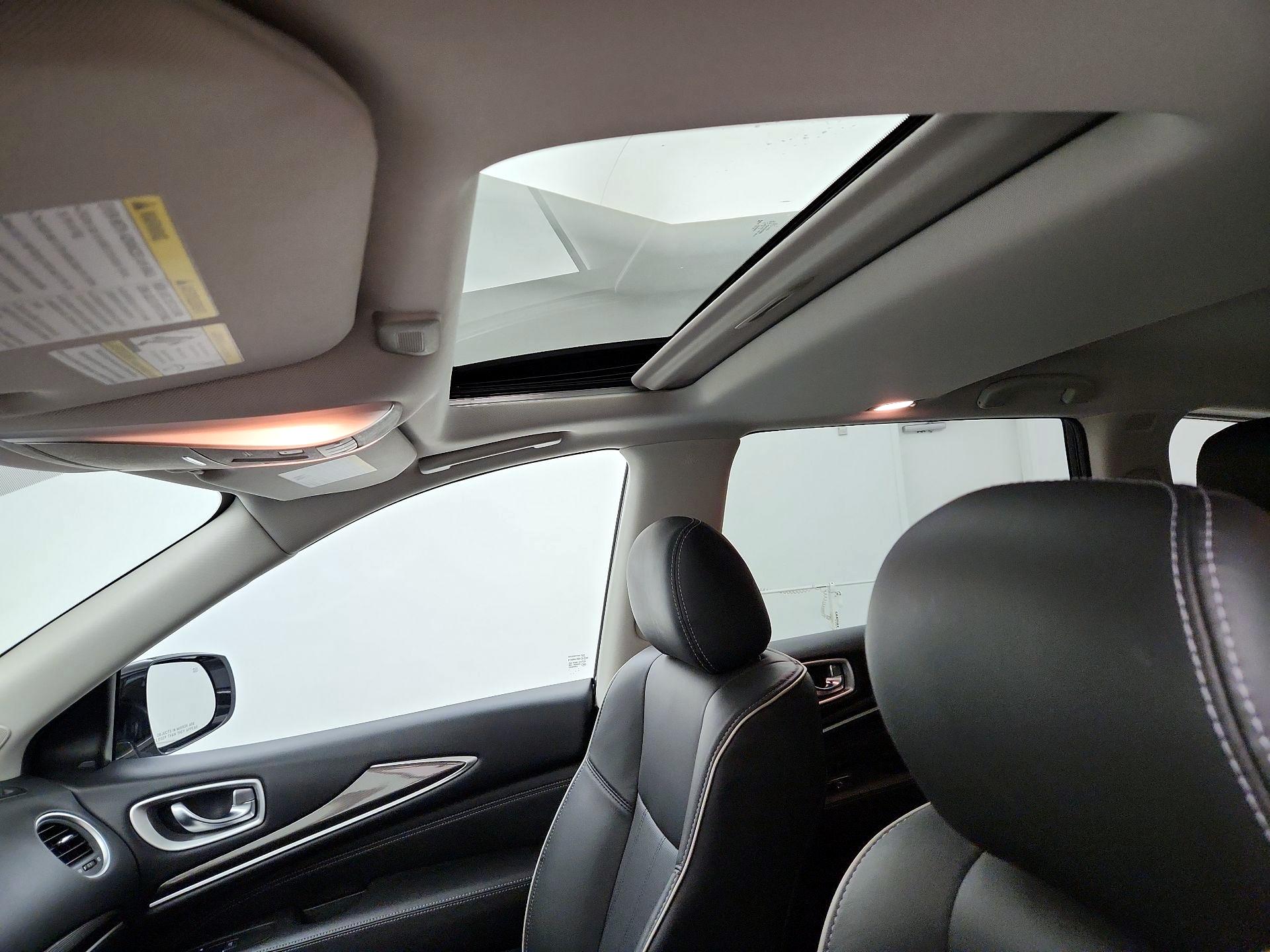 Thumbnail: 2019 INFINITI QX60 - 20