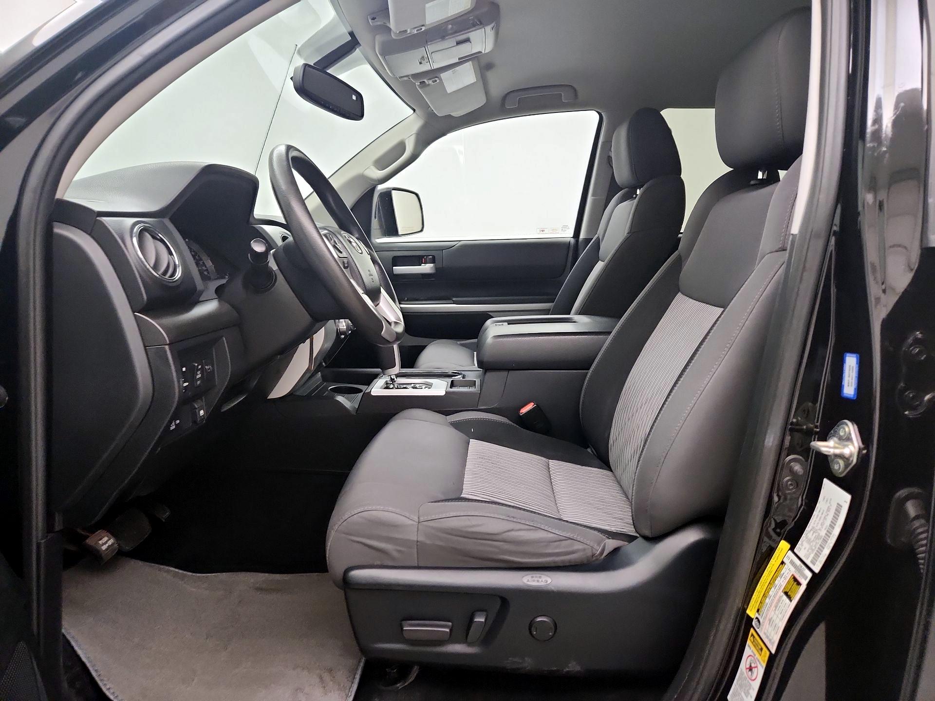 Thumbnail: 2017 Toyota Tundra - 11