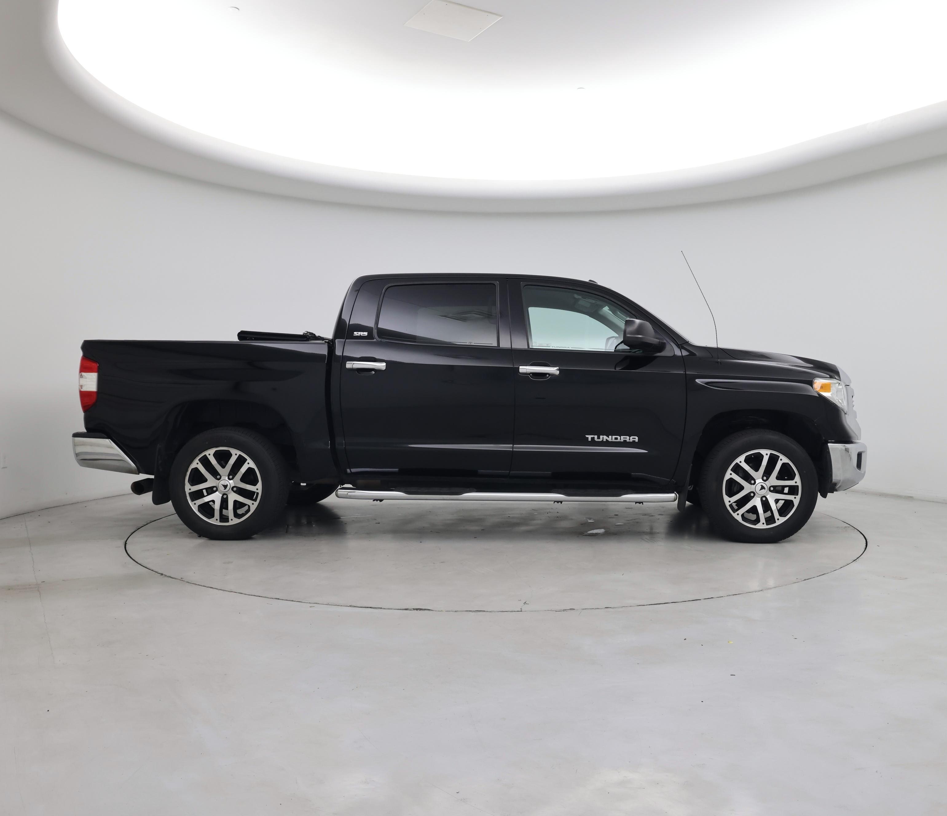 Thumbnail: 2017 Toyota Tundra - 7