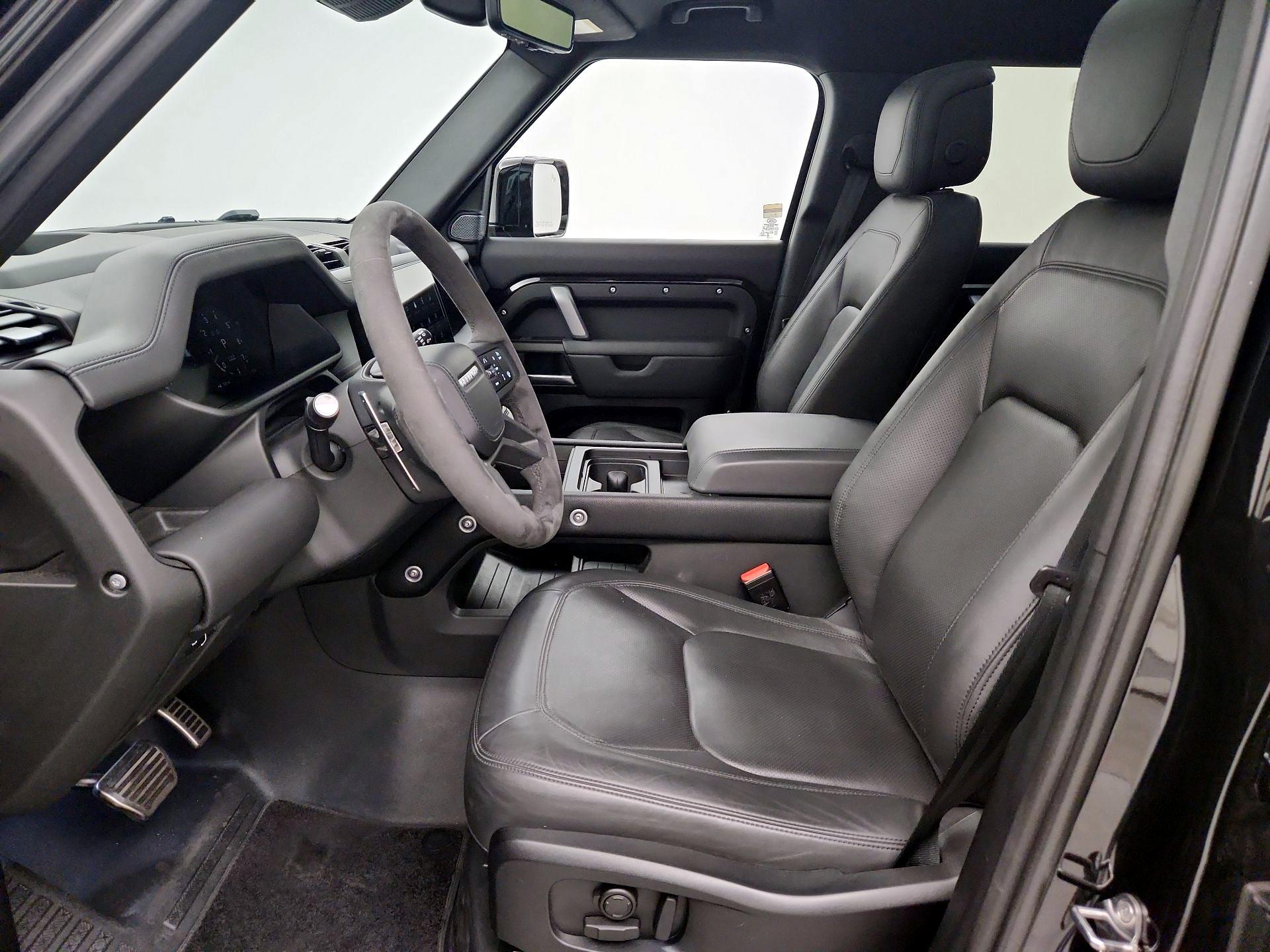 Thumbnail: 2024 Land Rover Defender - 11