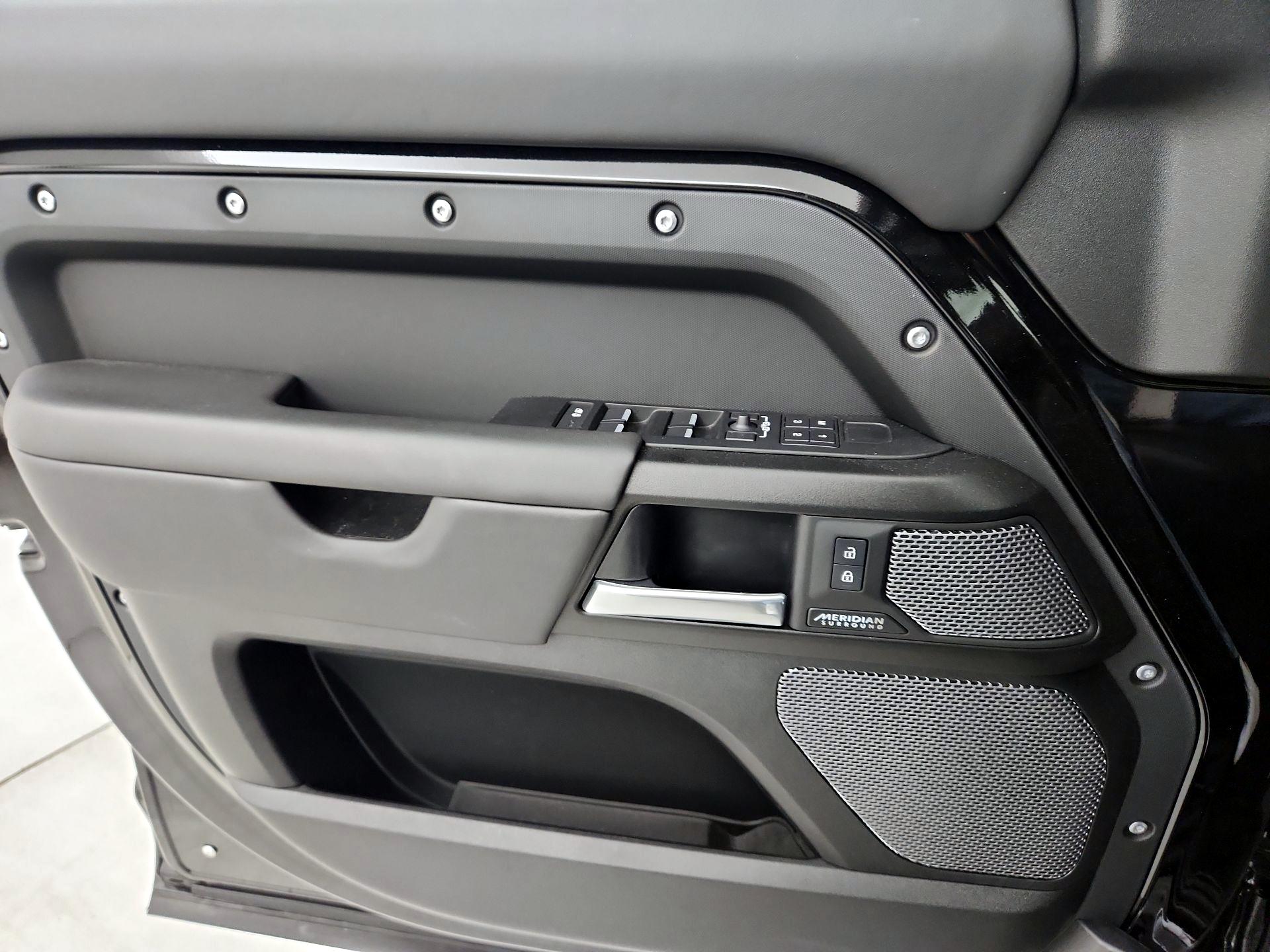Thumbnail: 2024 Land Rover Defender - 12