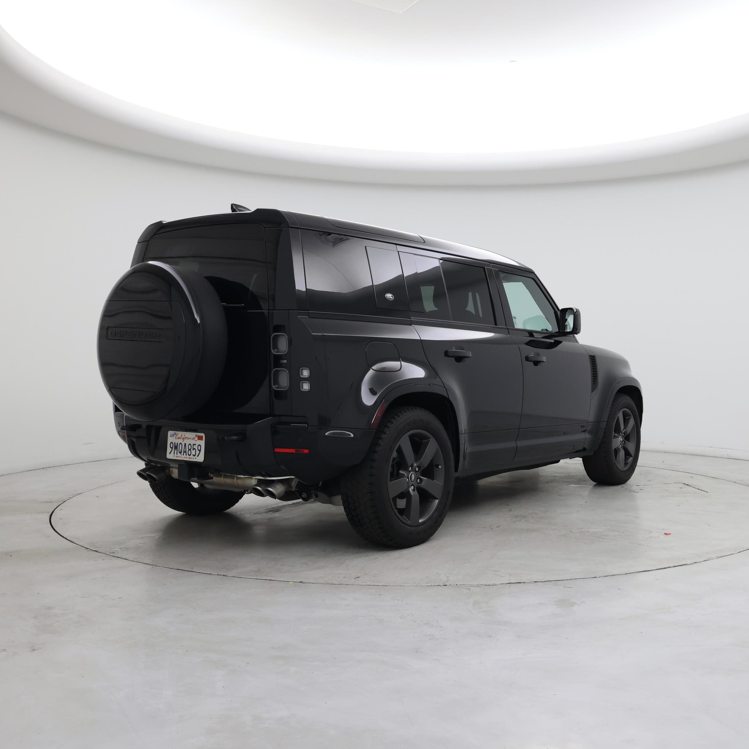 Thumbnail: 2024 Land Rover Defender - 8