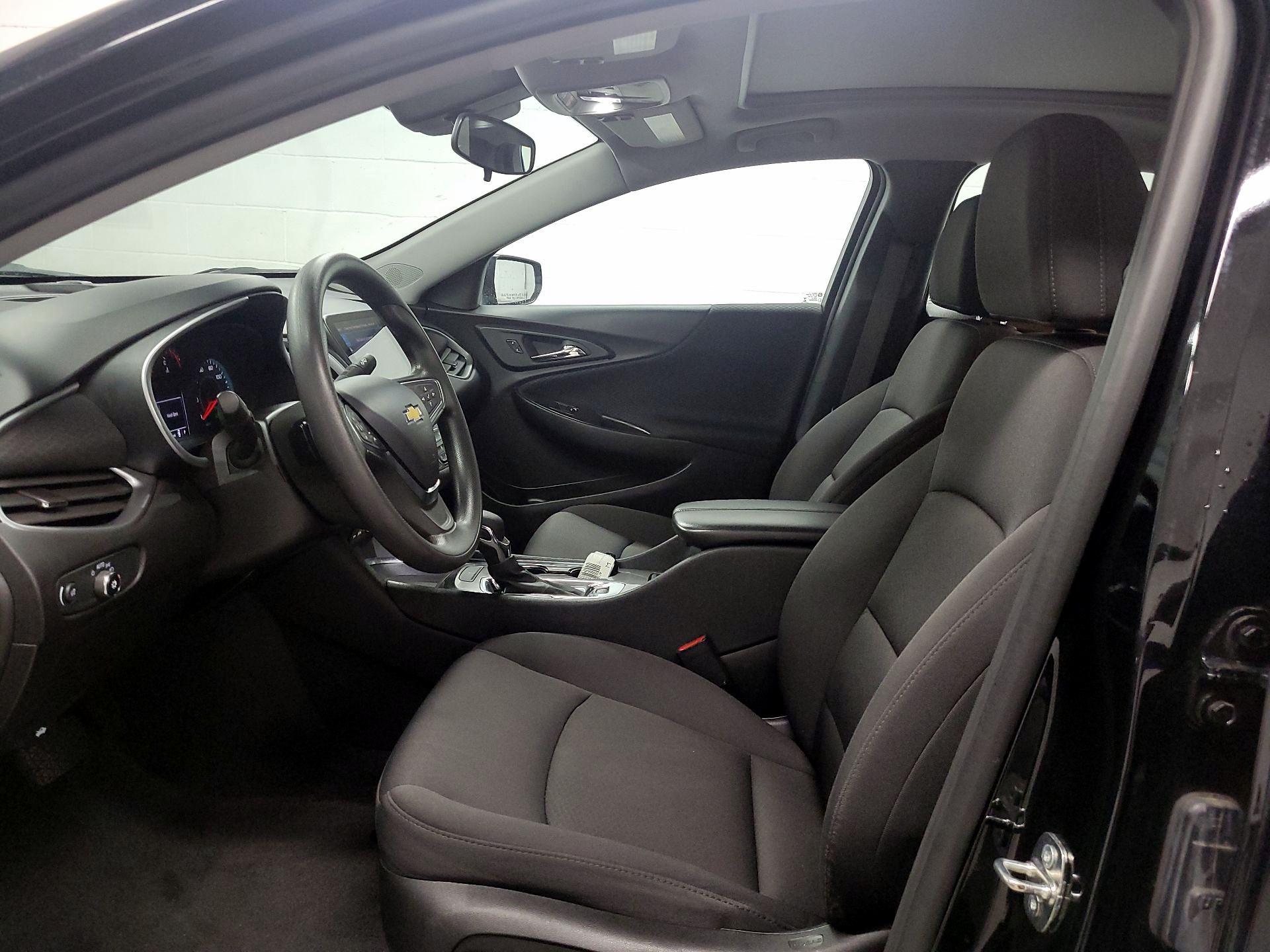 Thumbnail: 2023 Chevrolet Malibu - 11