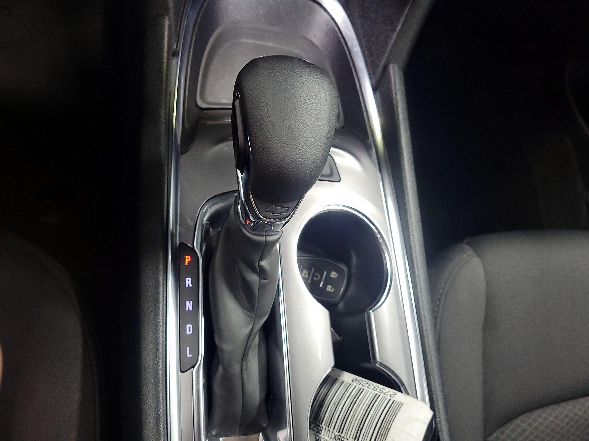 Thumbnail: 2023 Chevrolet Malibu - 15