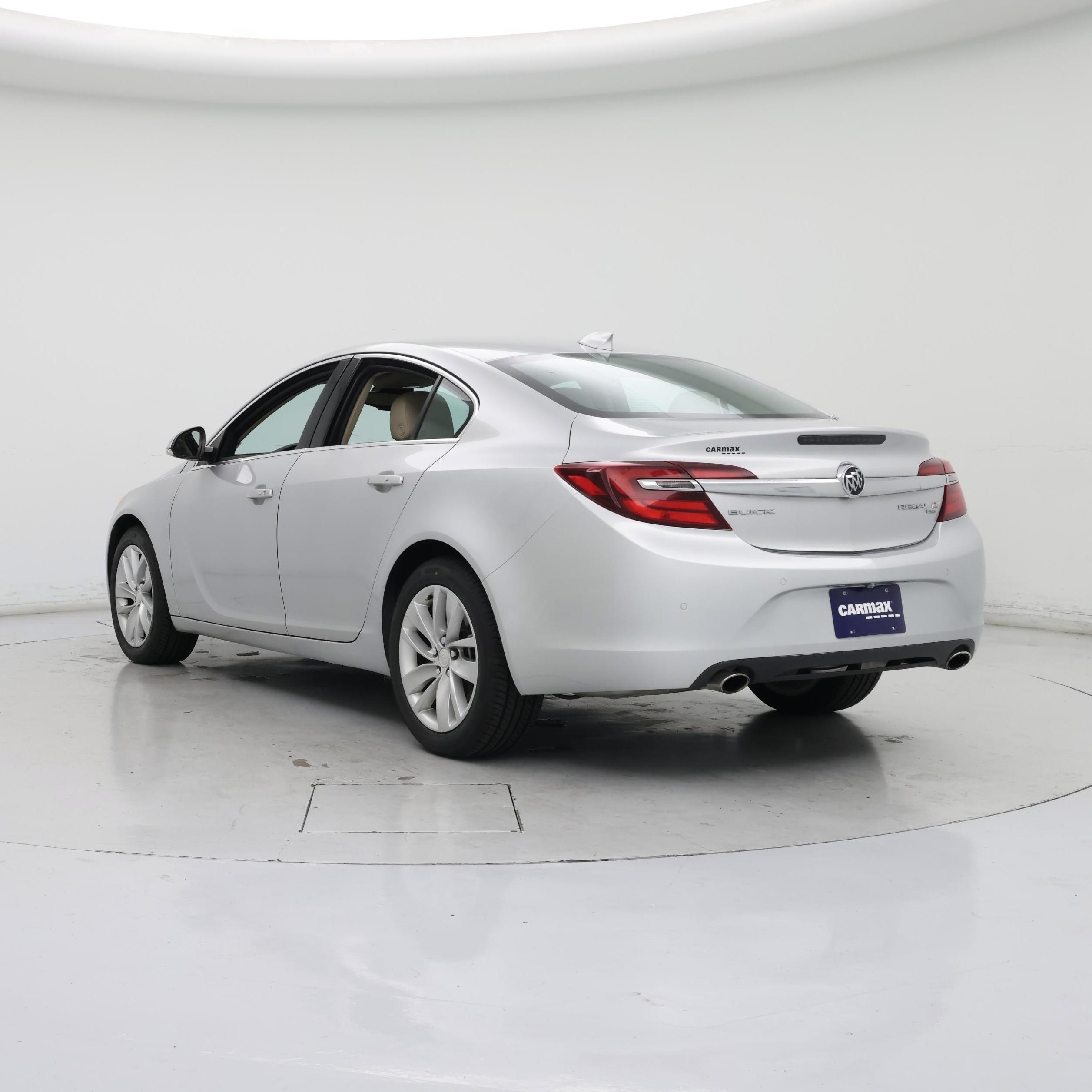 Thumbnail: 2017 Buick Regal - 2