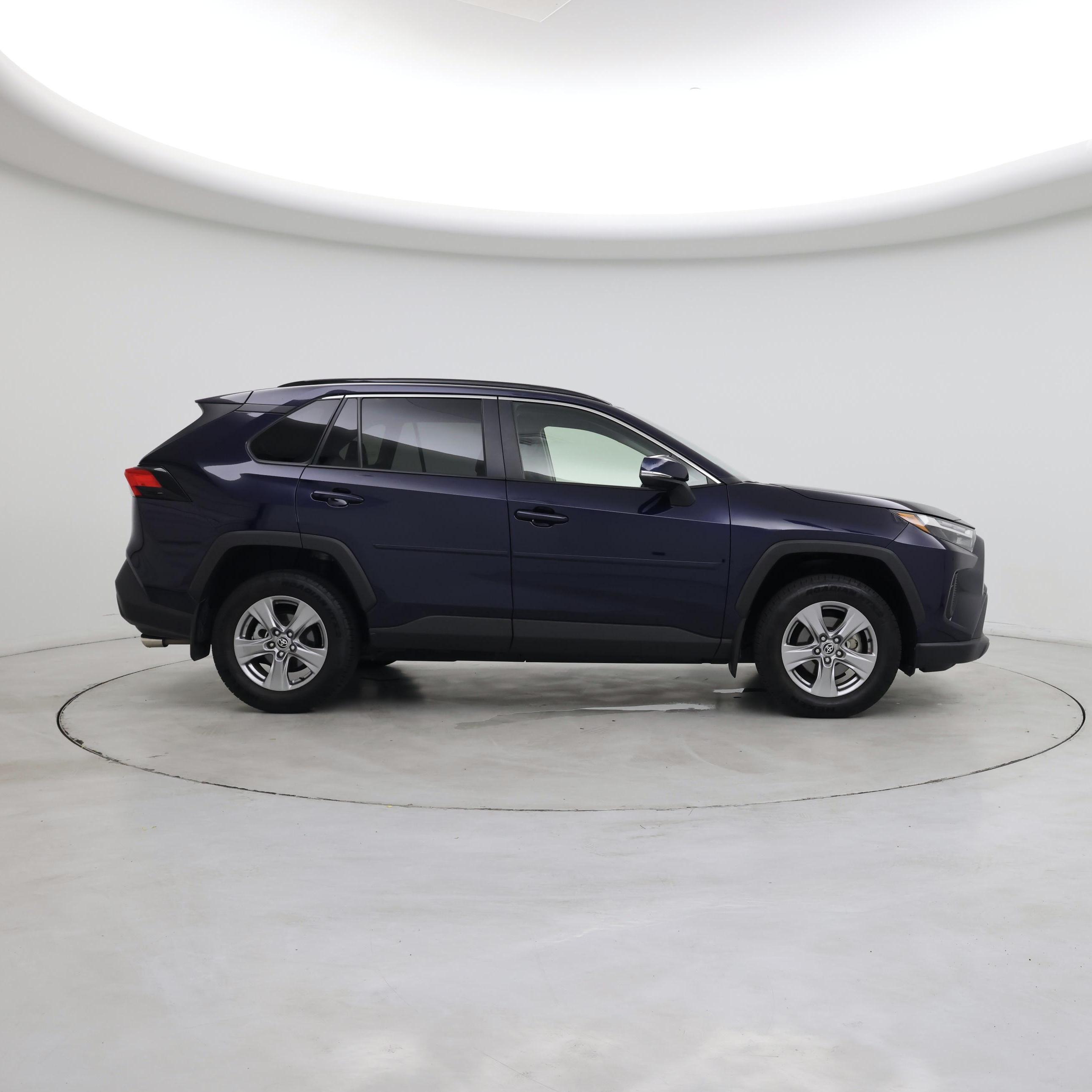 Thumbnail: 2022 Toyota RAV4 - 7