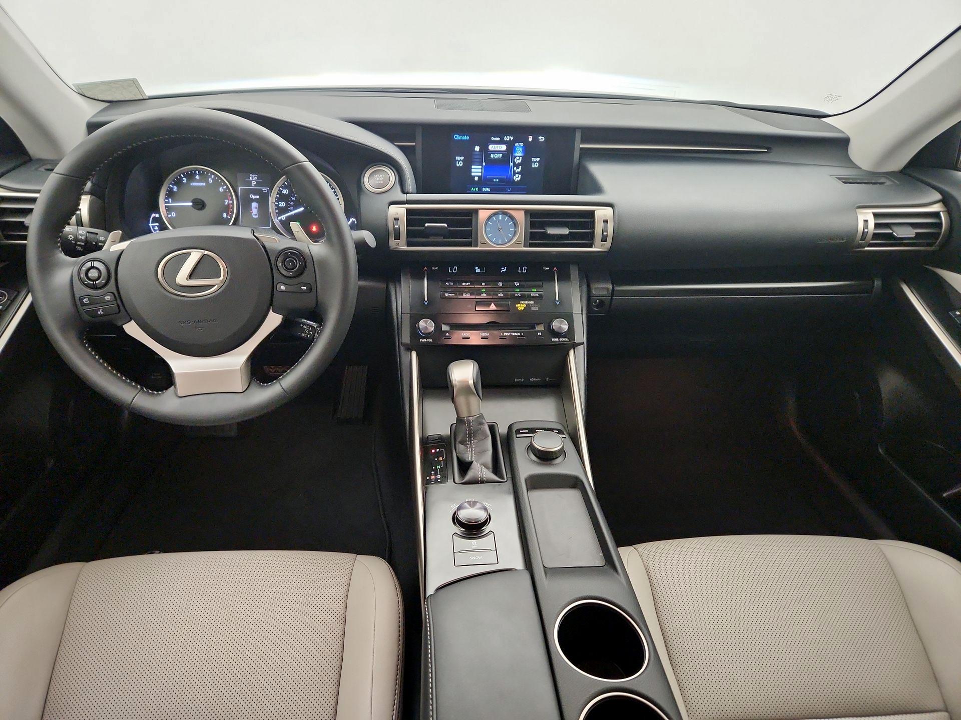 Thumbnail: 2014 Lexus IS - 9
