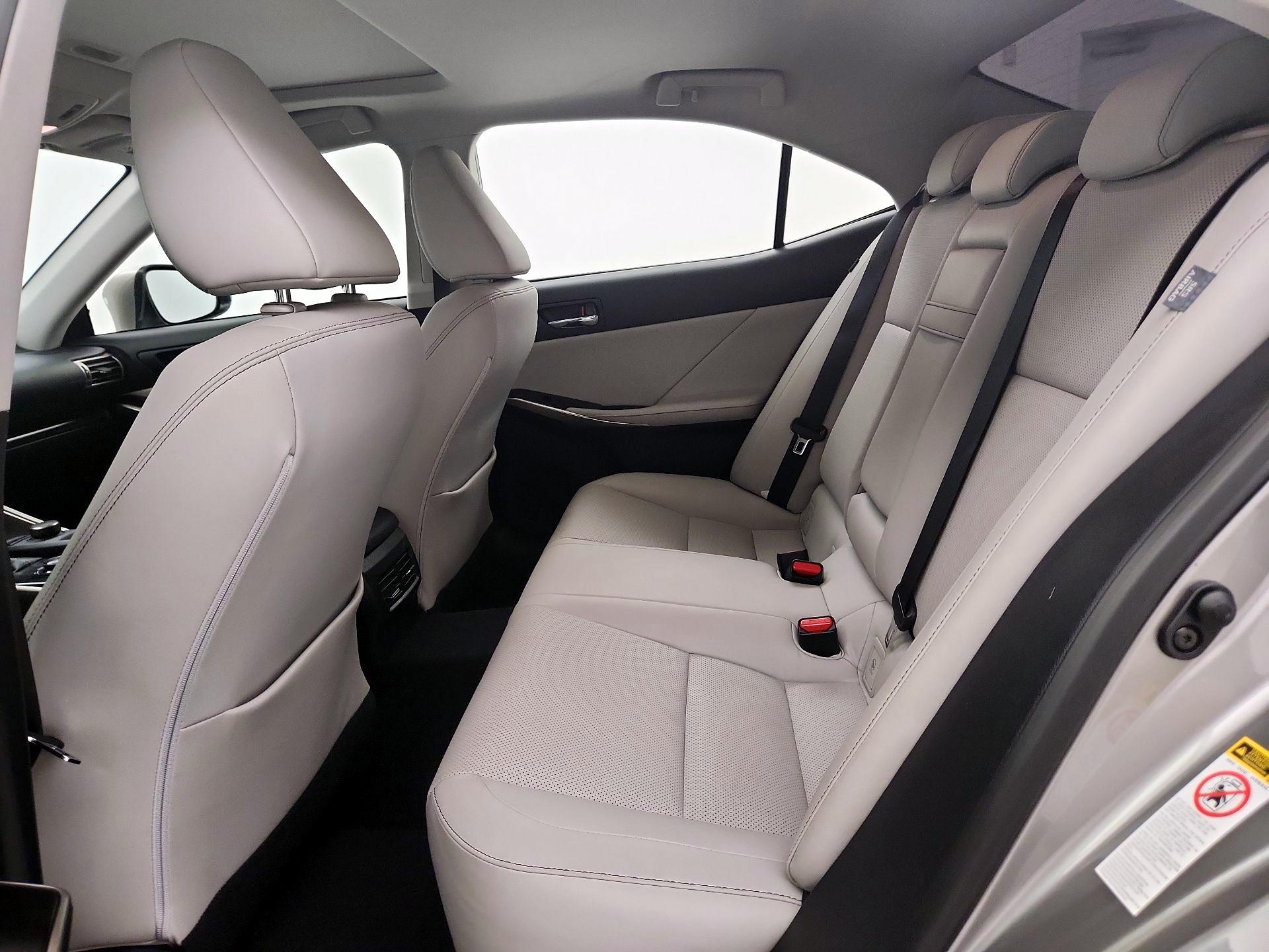 Thumbnail: 2014 Lexus IS - 20