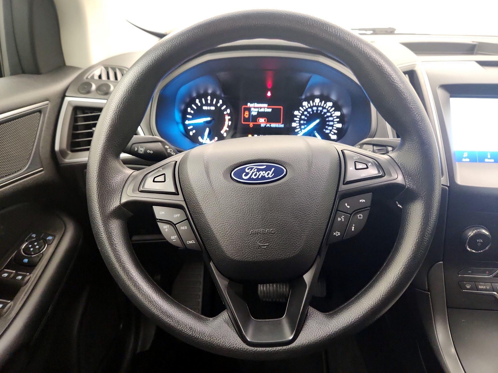 Thumbnail: 2020 Ford Edge - 10