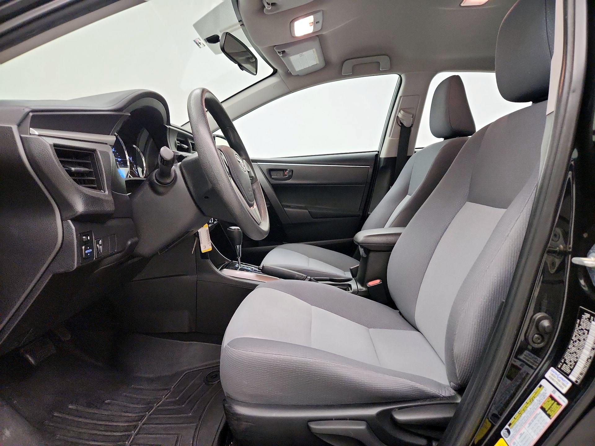 Thumbnail: 2015 Toyota Corolla - 11