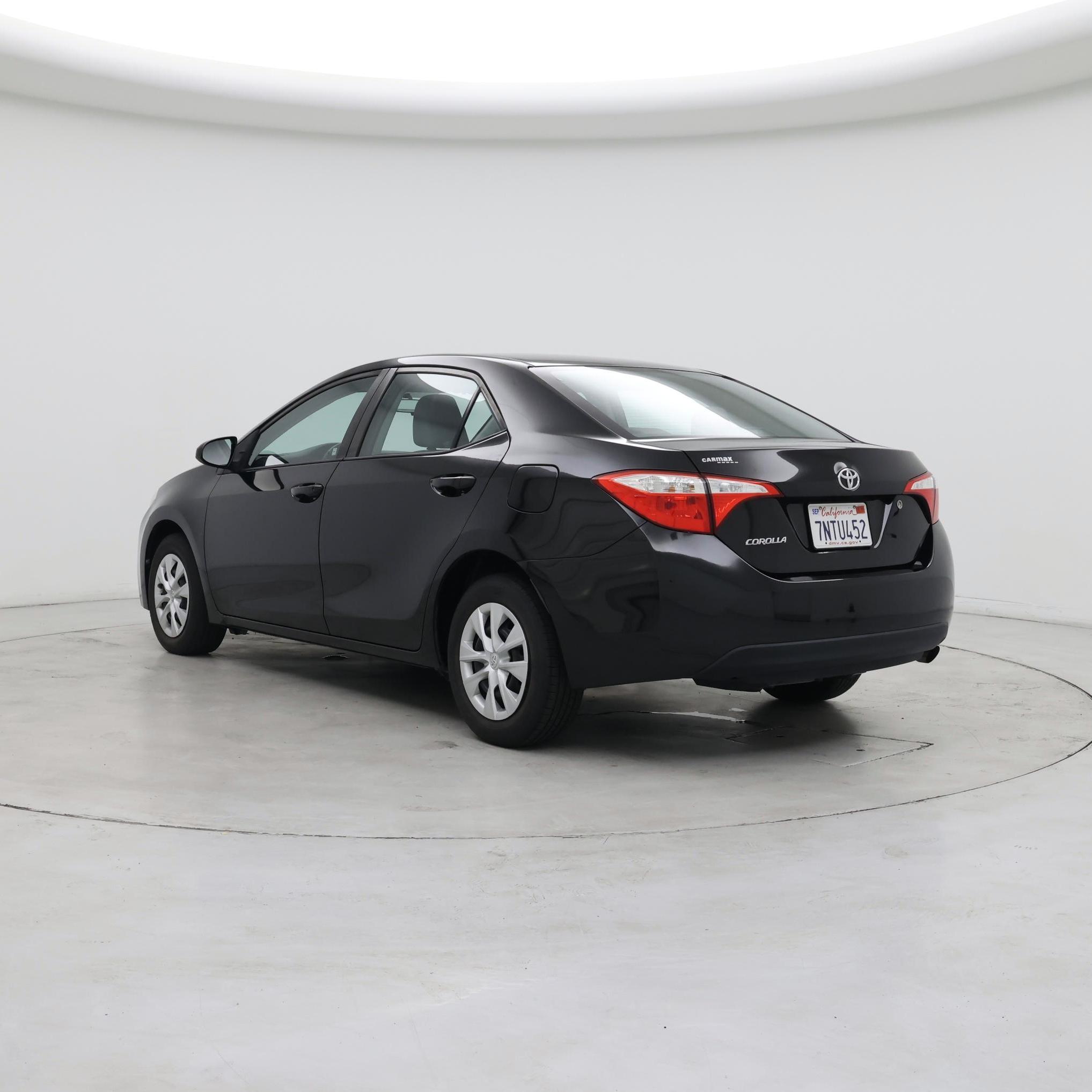 Thumbnail: 2015 Toyota Corolla - 2