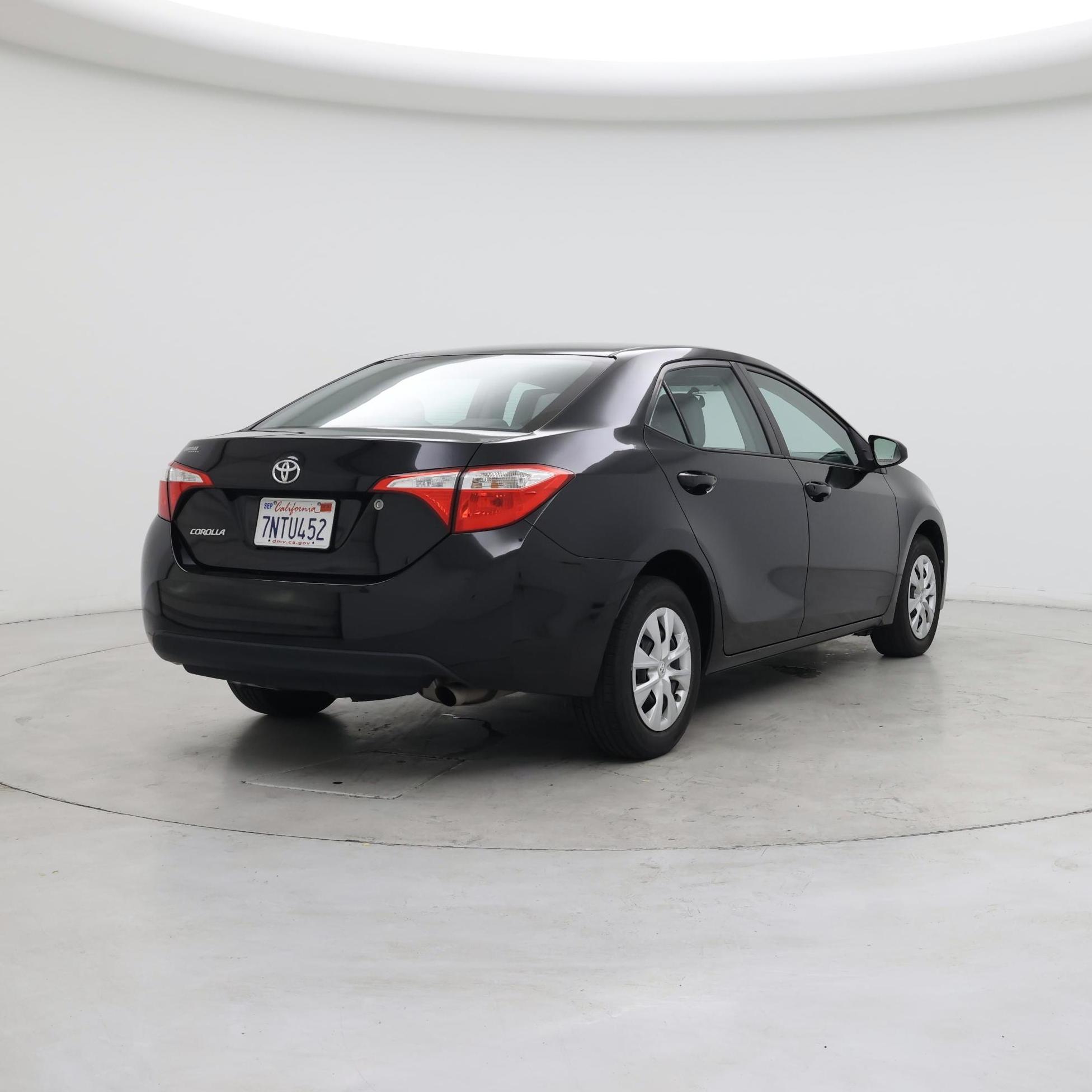 Thumbnail: 2015 Toyota Corolla - 8