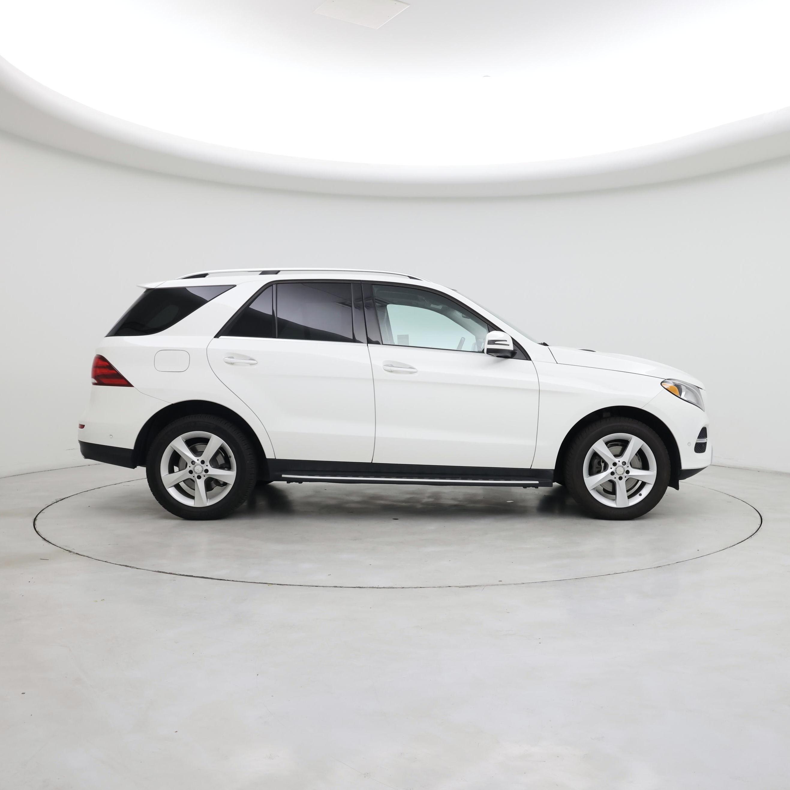Thumbnail: 2016 Mercedes-Benz GLE - 7