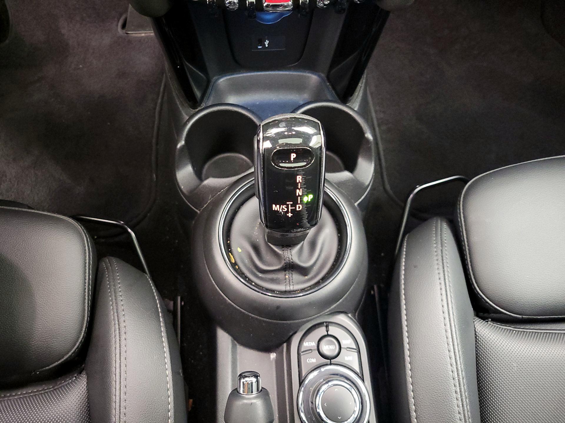 Thumbnail: 2022 MINI Cooper Hardtop - 18