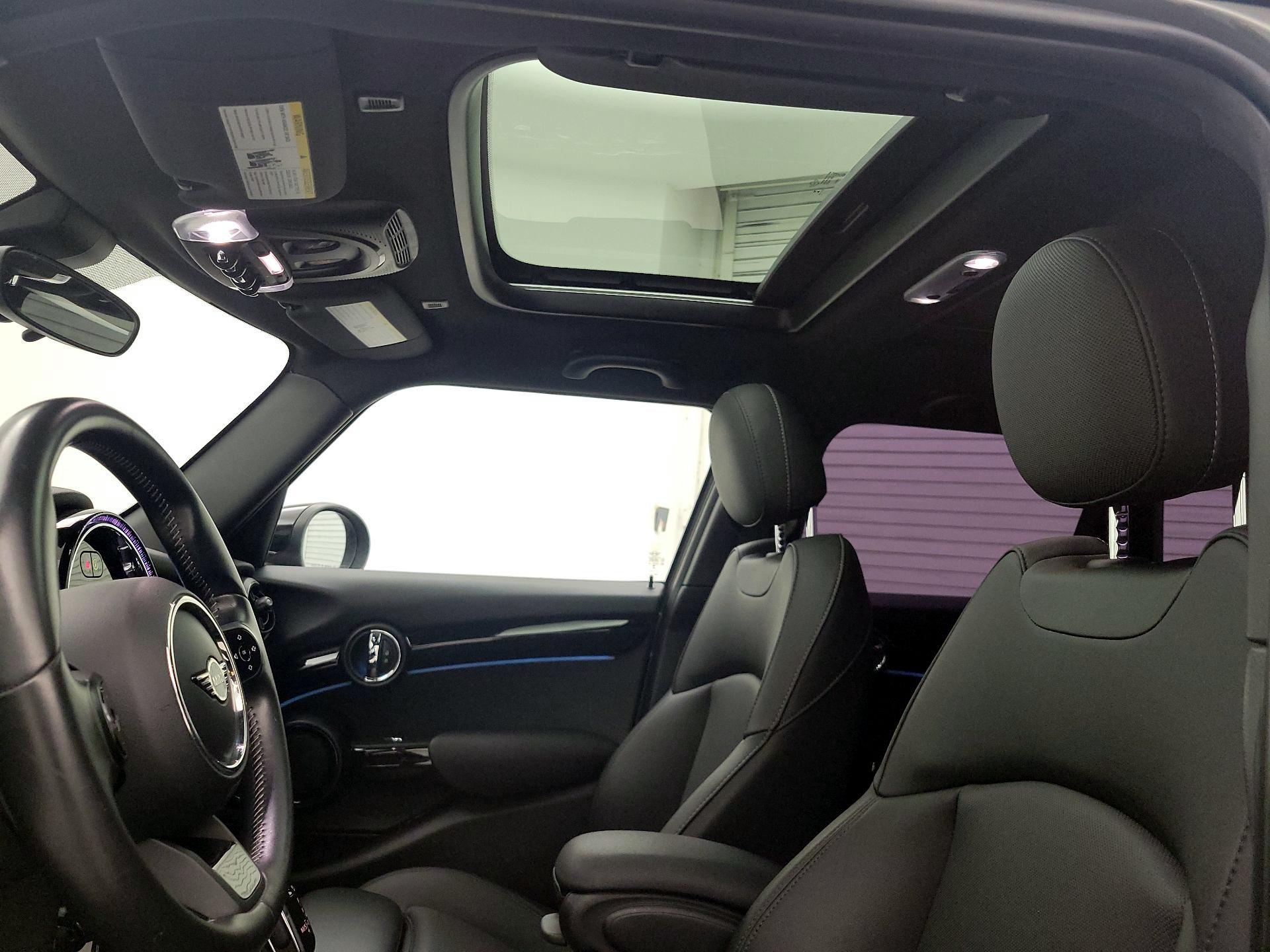 Thumbnail: 2022 MINI Cooper Hardtop - 20