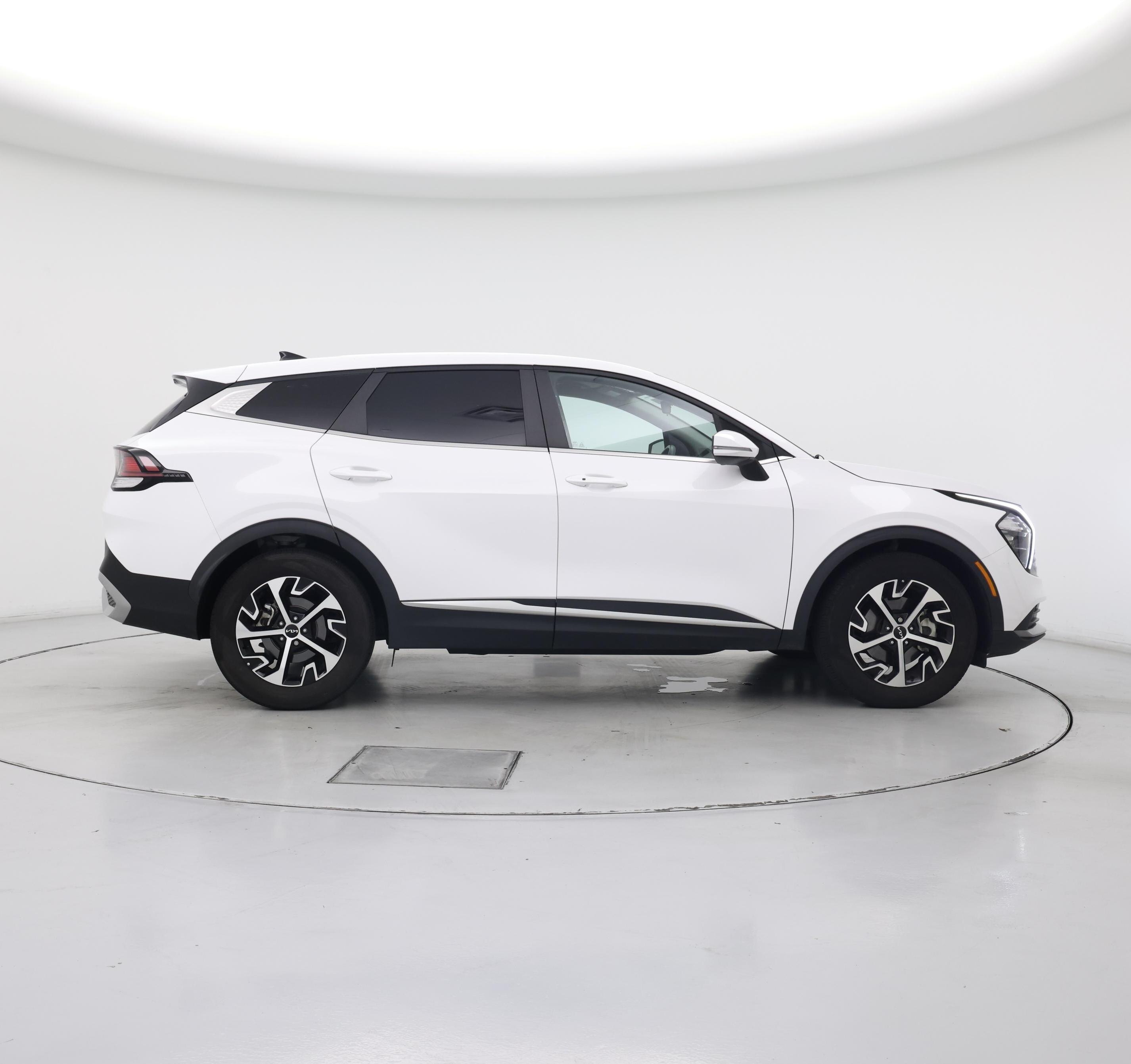 Thumbnail: 2023 Kia Sportage - 7